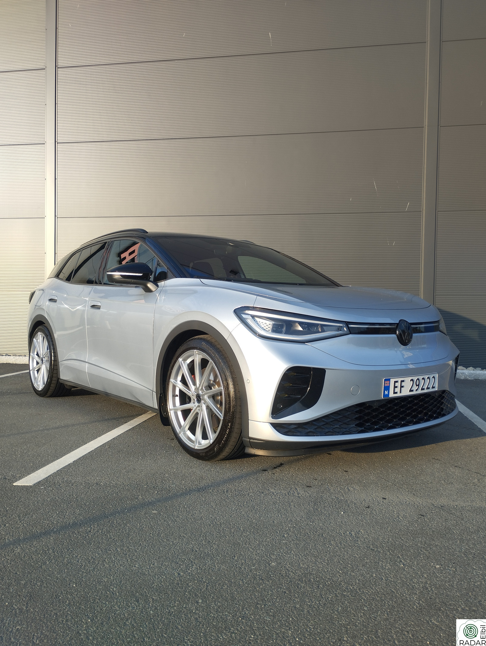 VOLKSWAGEN ID.4 GTX 220 KW Info+,Komf+,Fører+, HUD, krok, utvidet garanti, 360cam