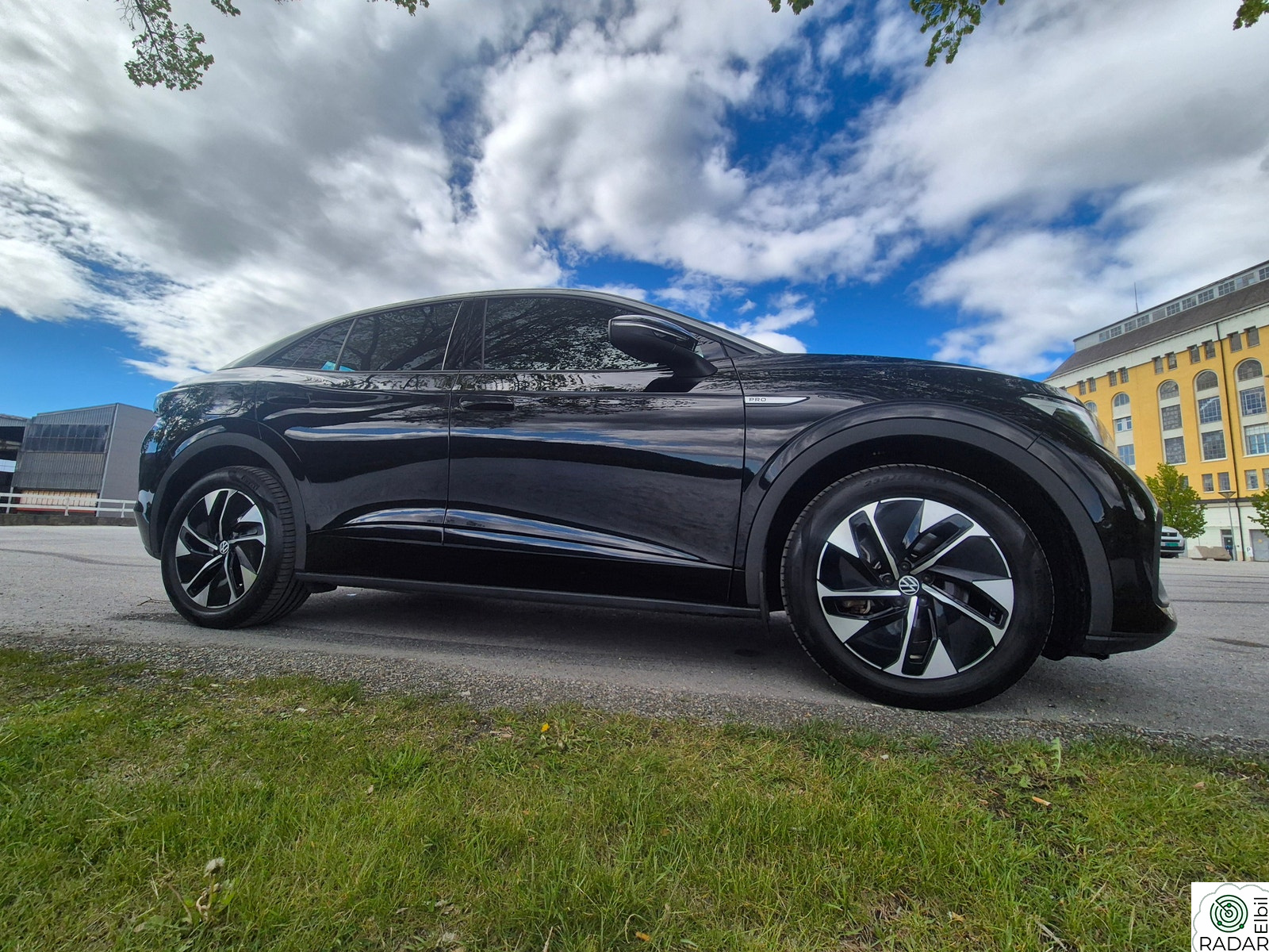 VOLKSWAGEN ID.5 PRO 150 KW Pro 77kWh 204hk