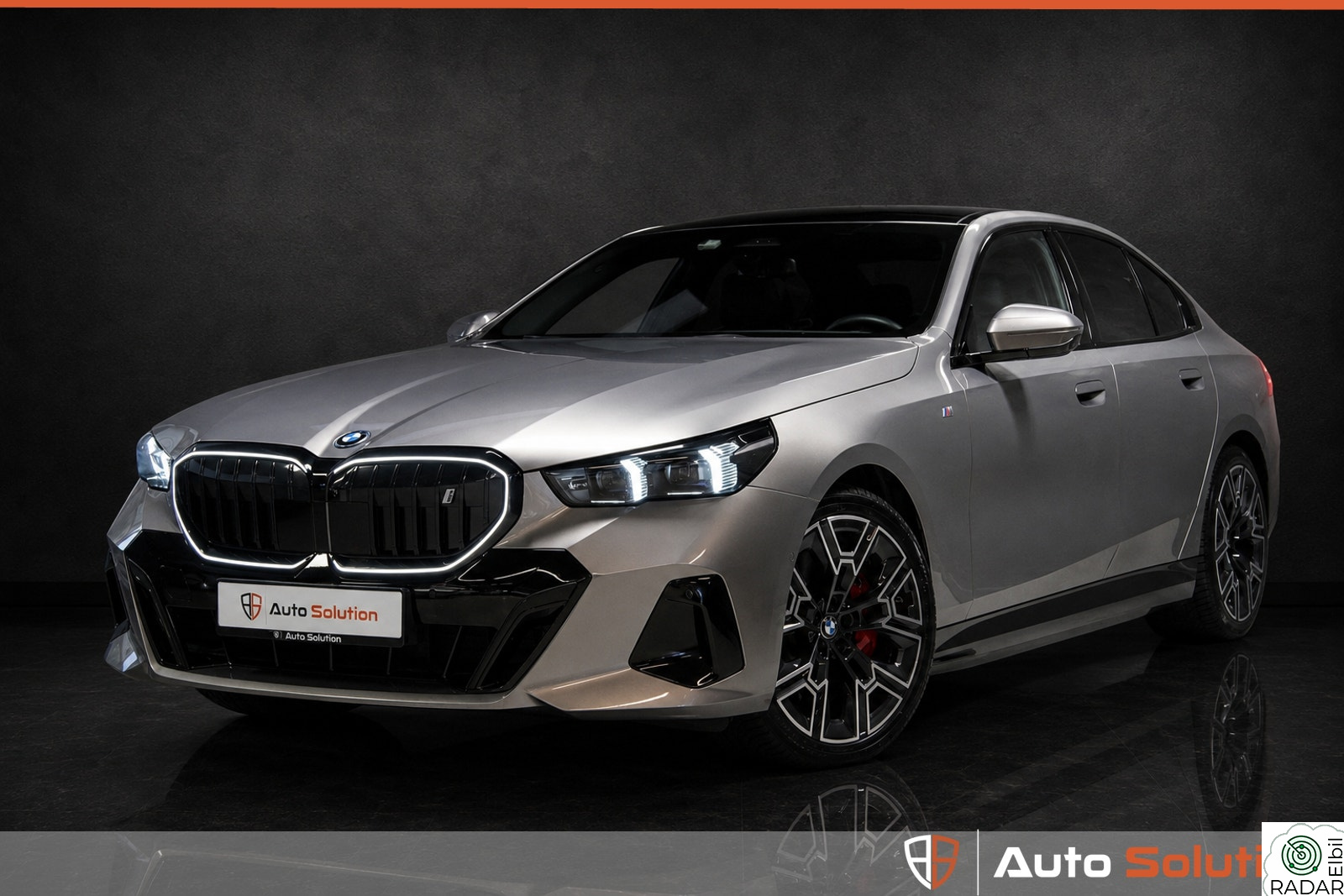 BMW i5 xDrive40 xDrive| M-SPORT PRO| B&W| KROK| OXYDE GREY| VELUTSTYRT
