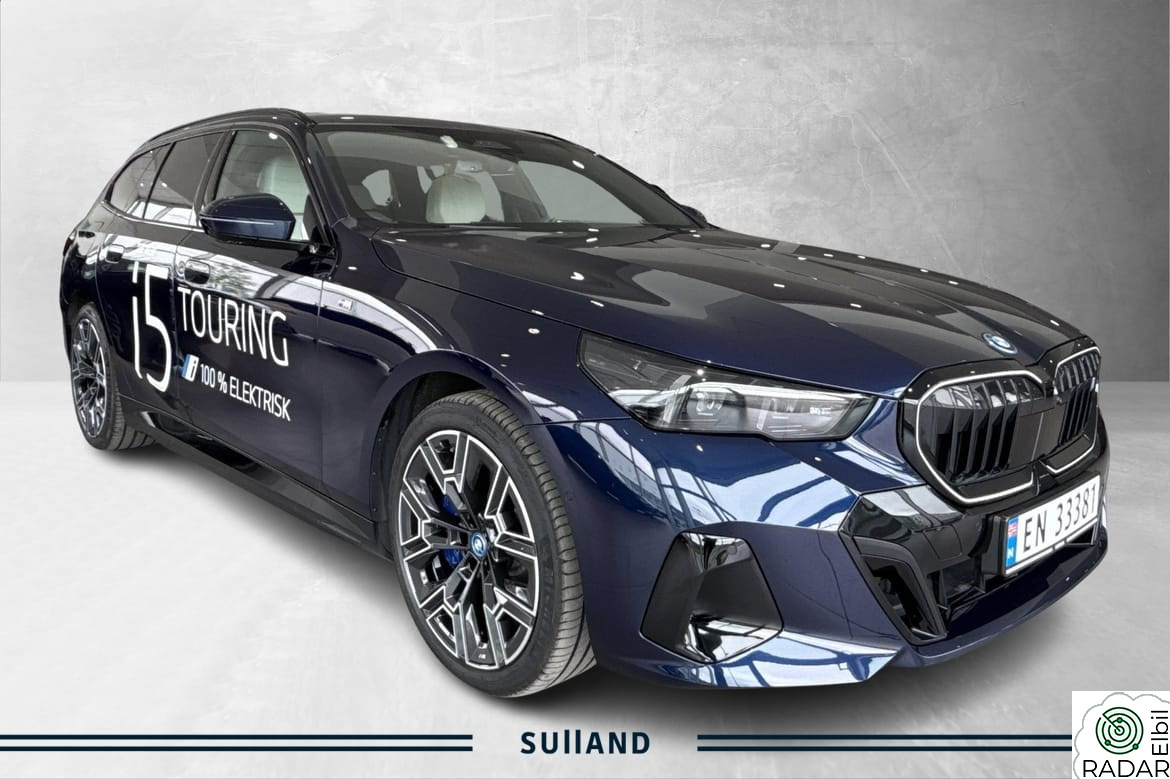 BMW i5 xDrive40 Topputstyrt/Tilhengerfeste/B&W/Bakhjulsstyring
