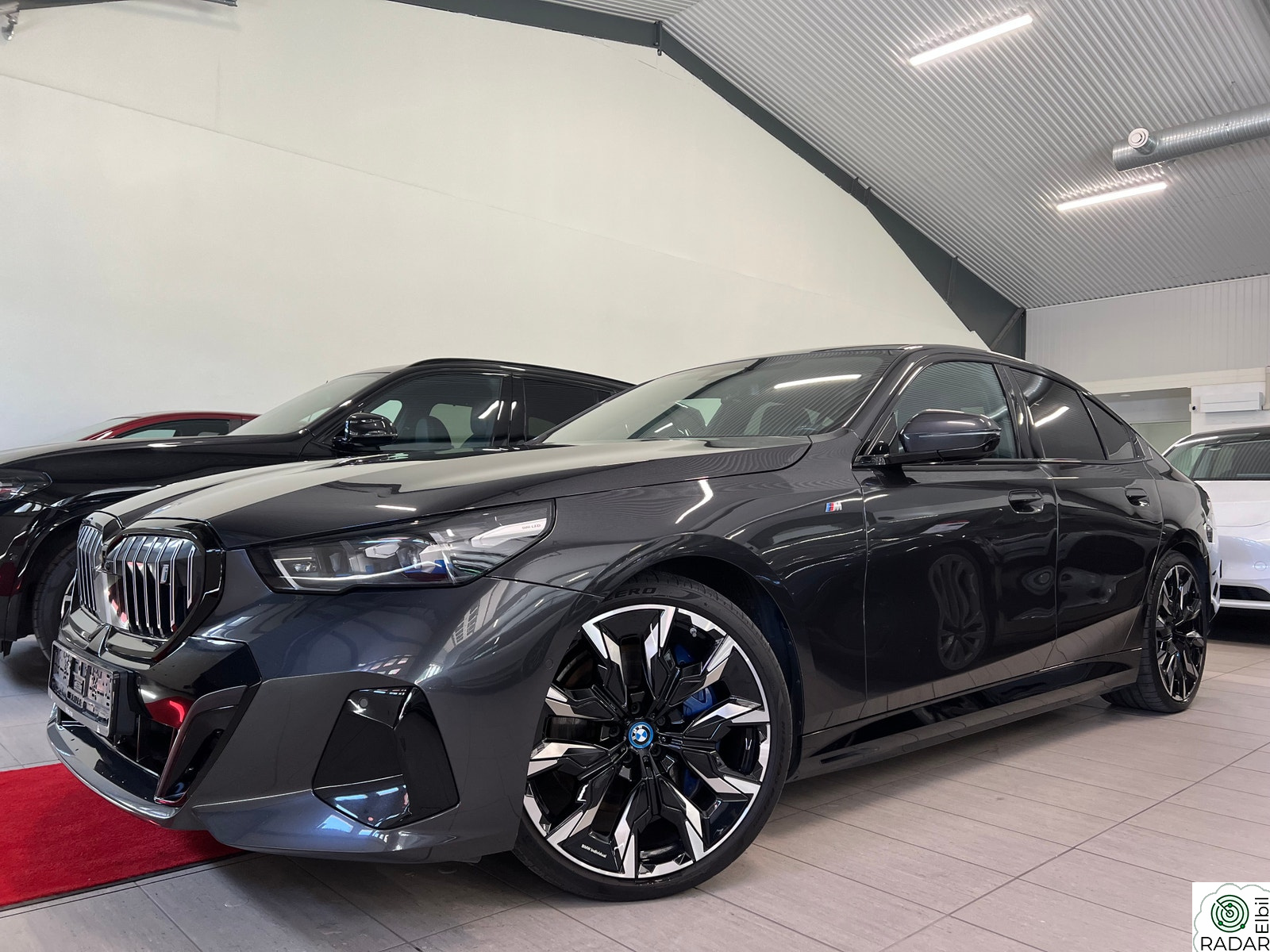 BMW i5 eDrive40 eDrive40 M-SPORT,PANO,H&K,KROK,ACC,LED,21"
