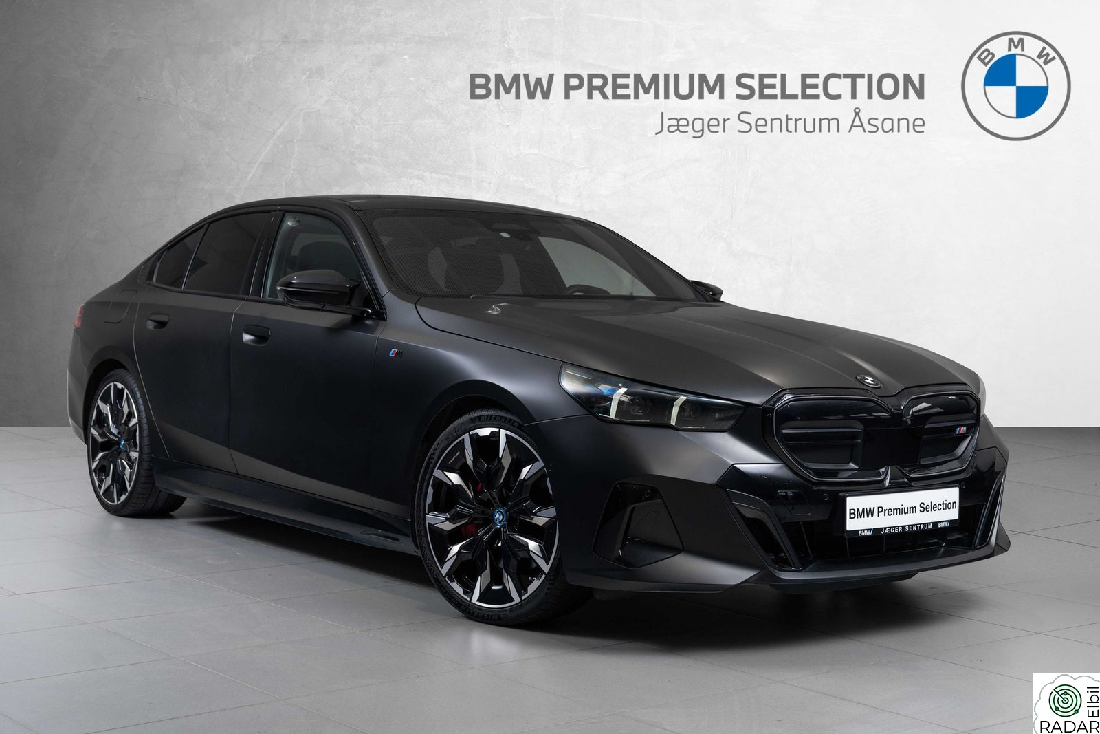 BMW i5 M60 xDrive M60 - M Sport PRO-Glasstak-Skinn-Krok-Glasstak