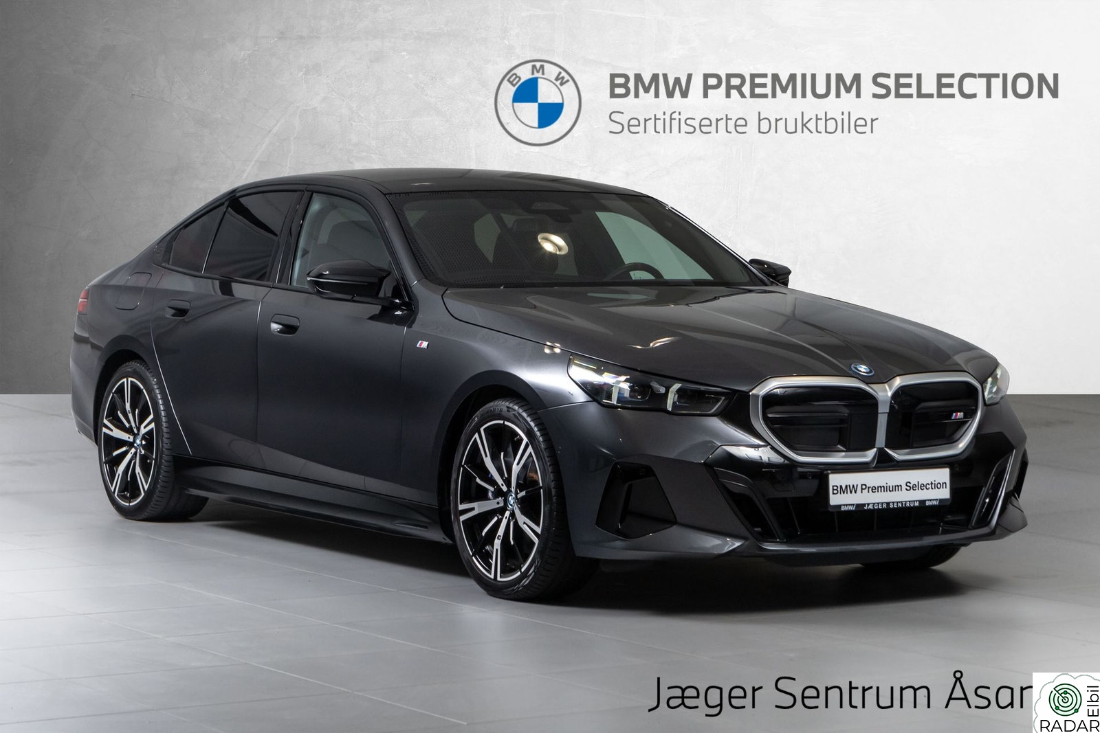 BMW i5 M60 xDrive Bower&Wilkins-Krok-Glasstak-Skinn
