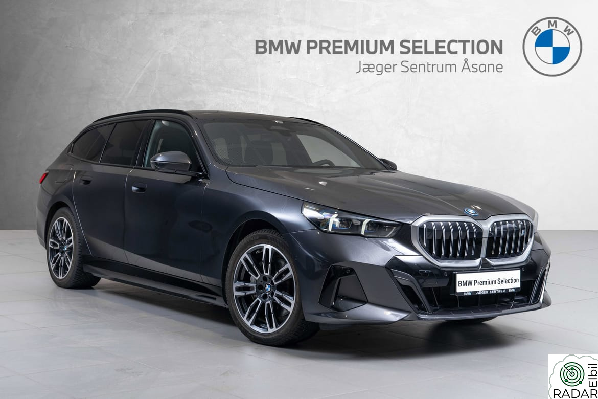 BMW i5 xDrive40 M Sport -Glasstak - Krok - Skinn - Bower&Wilkins