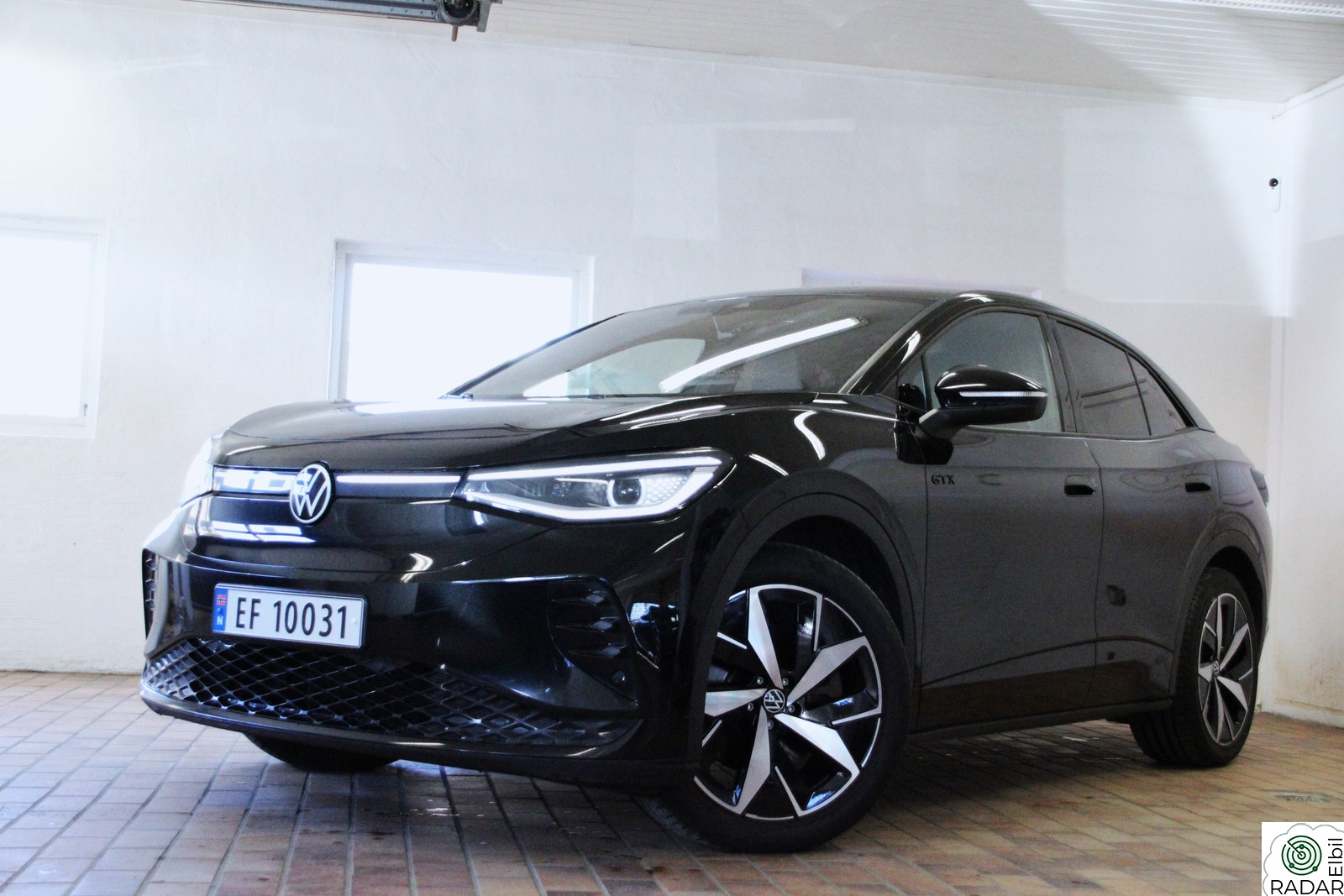 VOLKSWAGEN ID.5 GTX 220 KW 4x4 77KWH 20" SPORT+ACC+MATRIX+KEYLESS+KAMERA+HENGERF