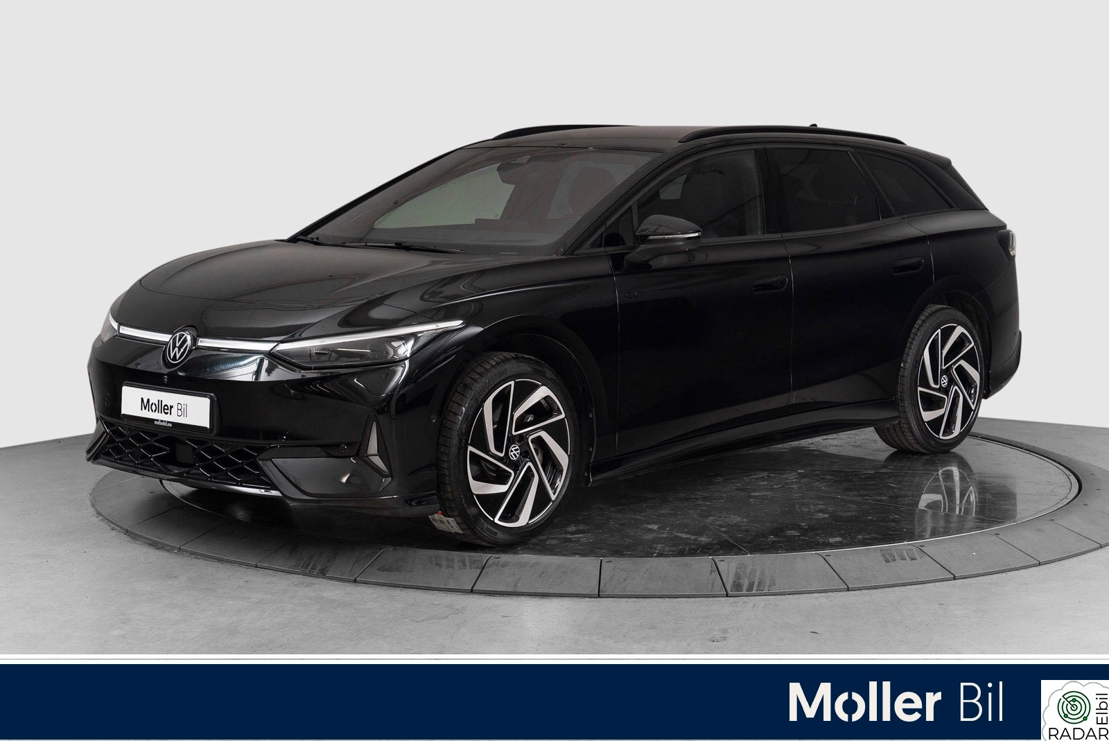 VOLKSWAGEN ID.7 TOURER GTX STV GTX 4M 86kWh Exclusive - 360kam,H&K,HUD,Matrix,Krok