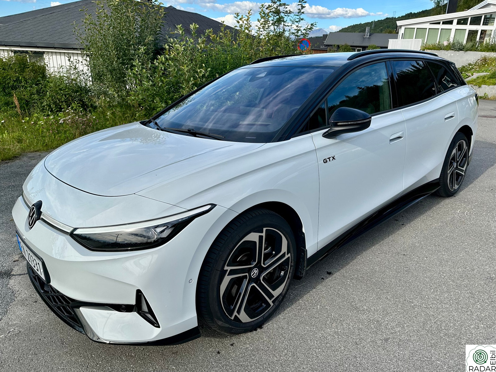 VOLKSWAGEN ID.7 TOURER GTX Stasjonsvogn GTX 4Motion 86kWh Exclusive