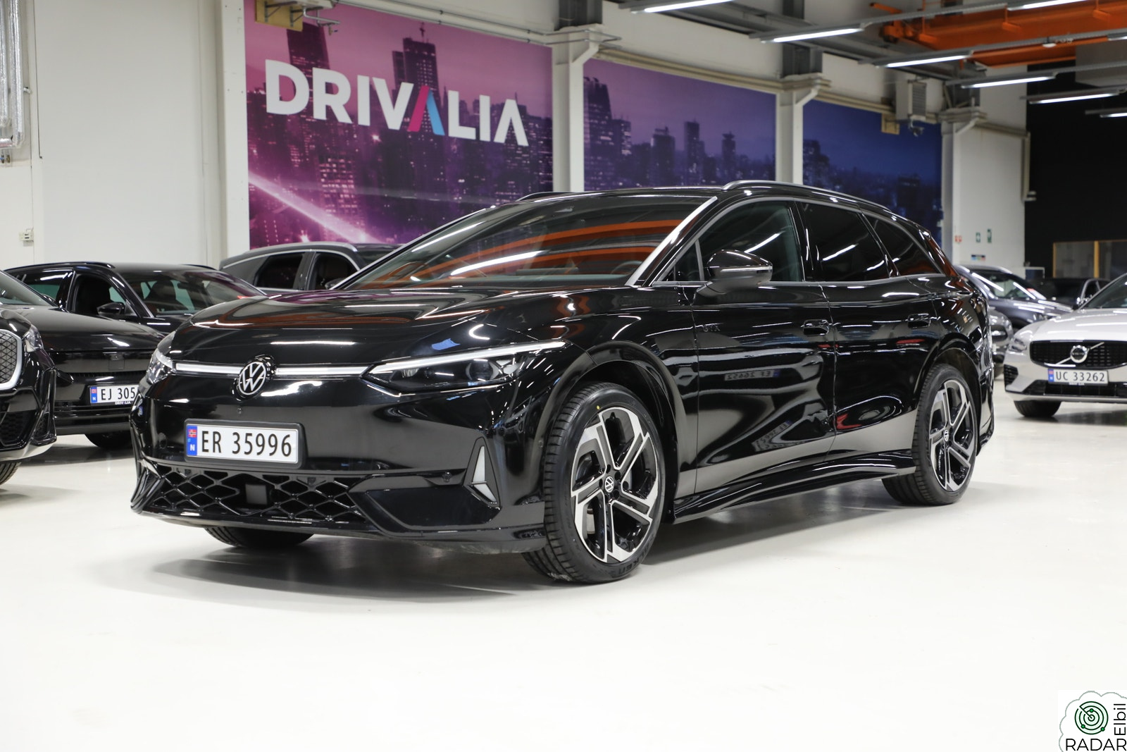 VOLKSWAGEN ID.7 TOURER GTX GTX 4Motion 86kWh Exclusive/Hengerfeste/20" sommerhjul