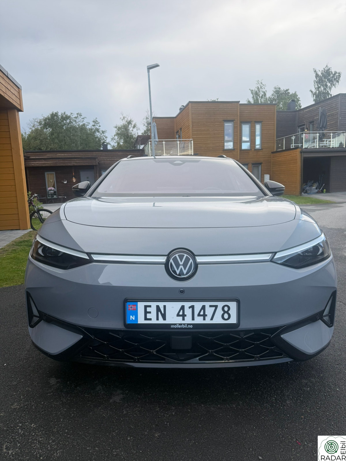 VOLKSWAGEN ID.7 TOURER GTX Stasjonsvogn GTX 4Motion 86kWh Exclusive