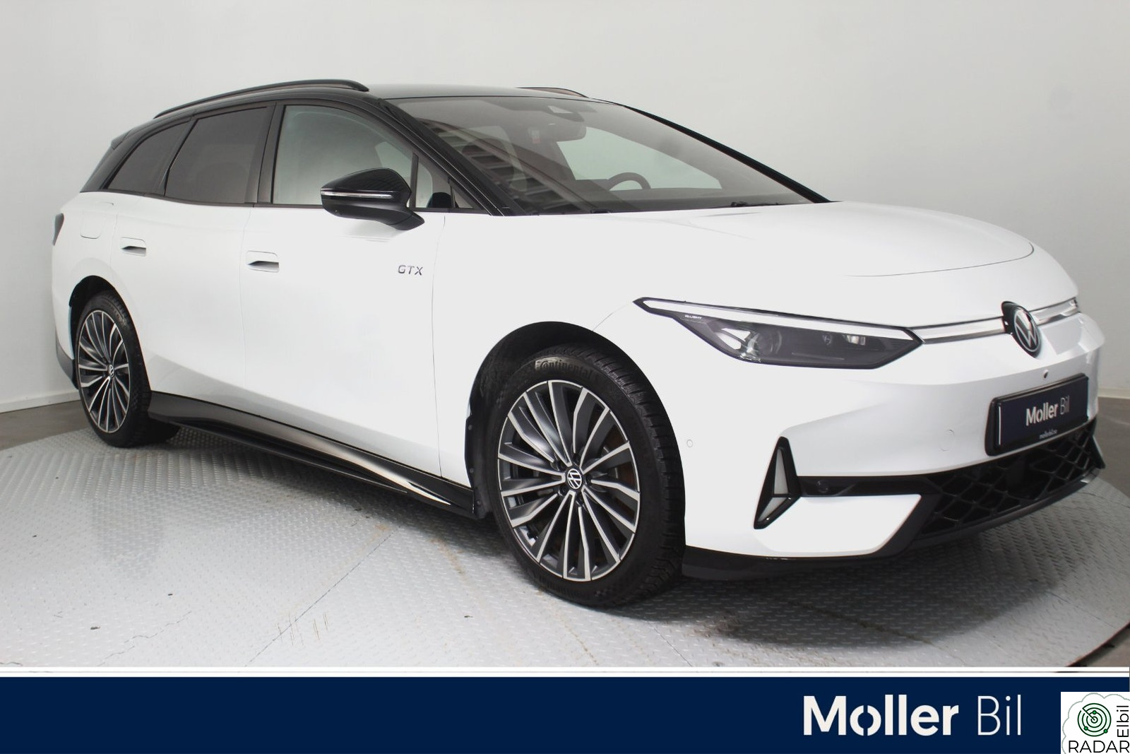 VOLKSWAGEN ID.7 TOURER GTX GTX 4Motion Exclusive - 20", 360Kam, HUD, HK, Krok