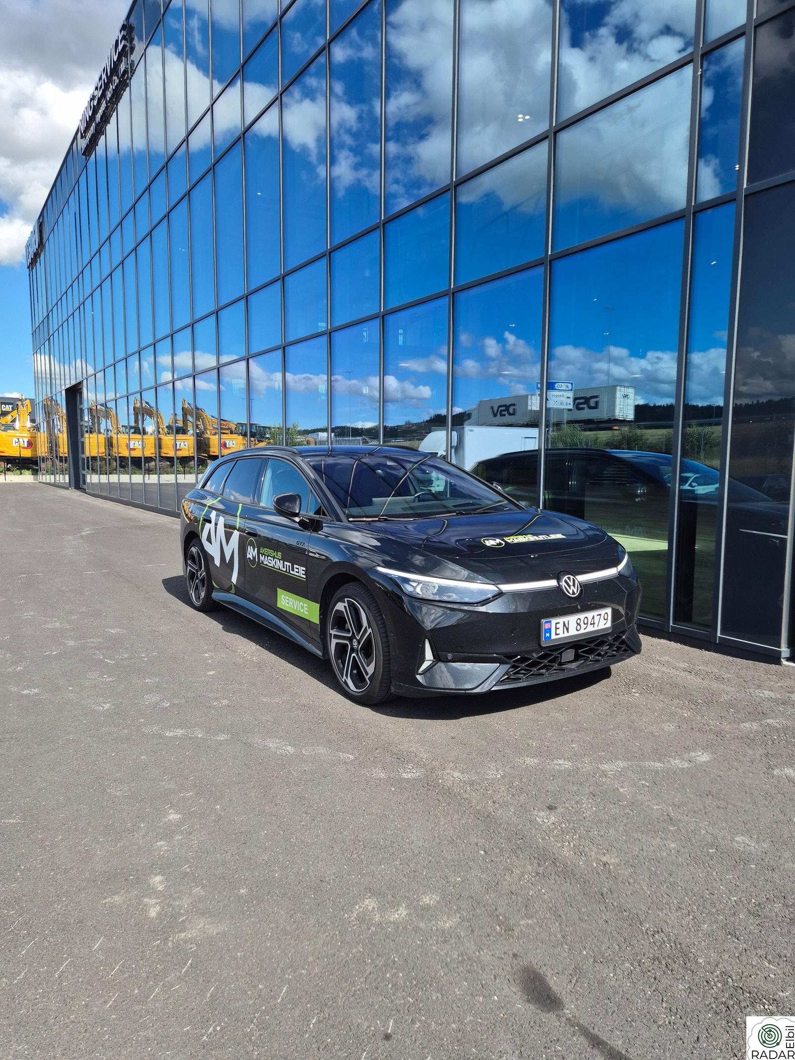VOLKSWAGEN ID.7 TOURER GTX Pris kr 9800/ MYE KM St. GTX 4Motion 86kWh Excl.