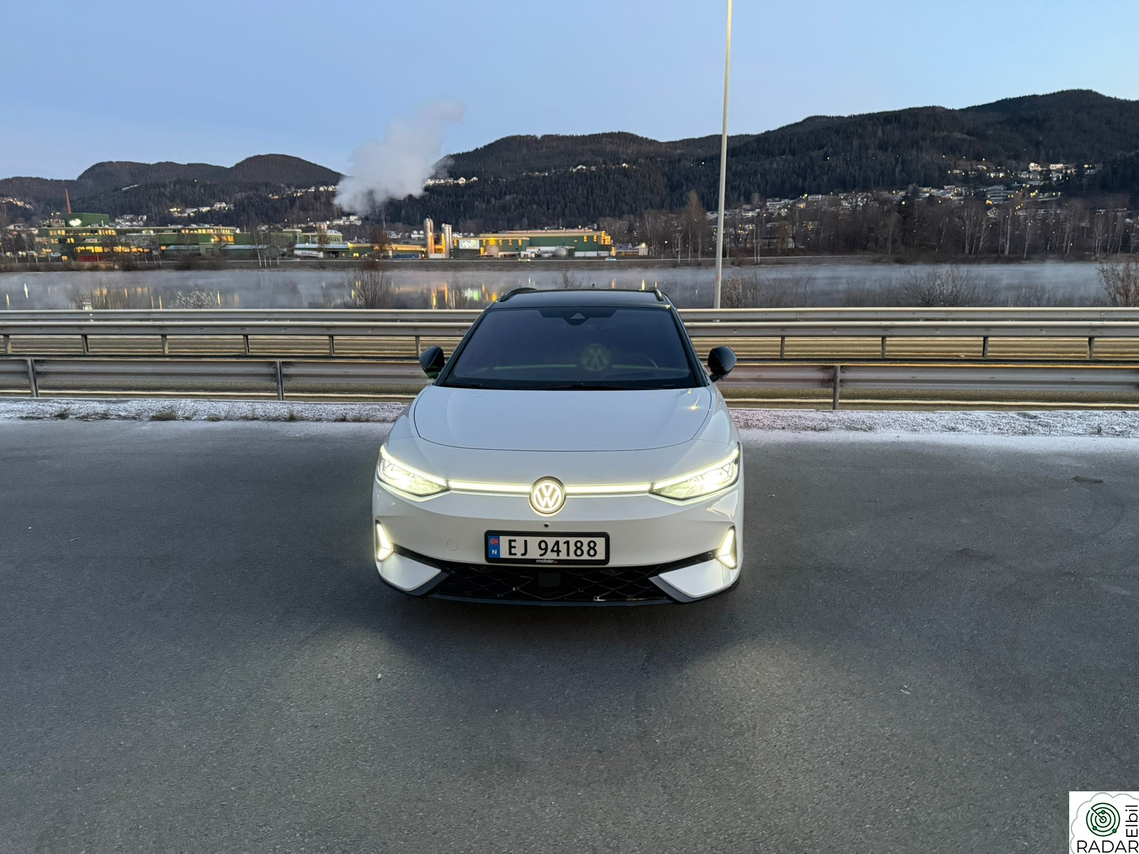 VOLKSWAGEN ID.7 TOURER GTX Stasjonsvogn GTX 4Motion 86kWh Exclusive