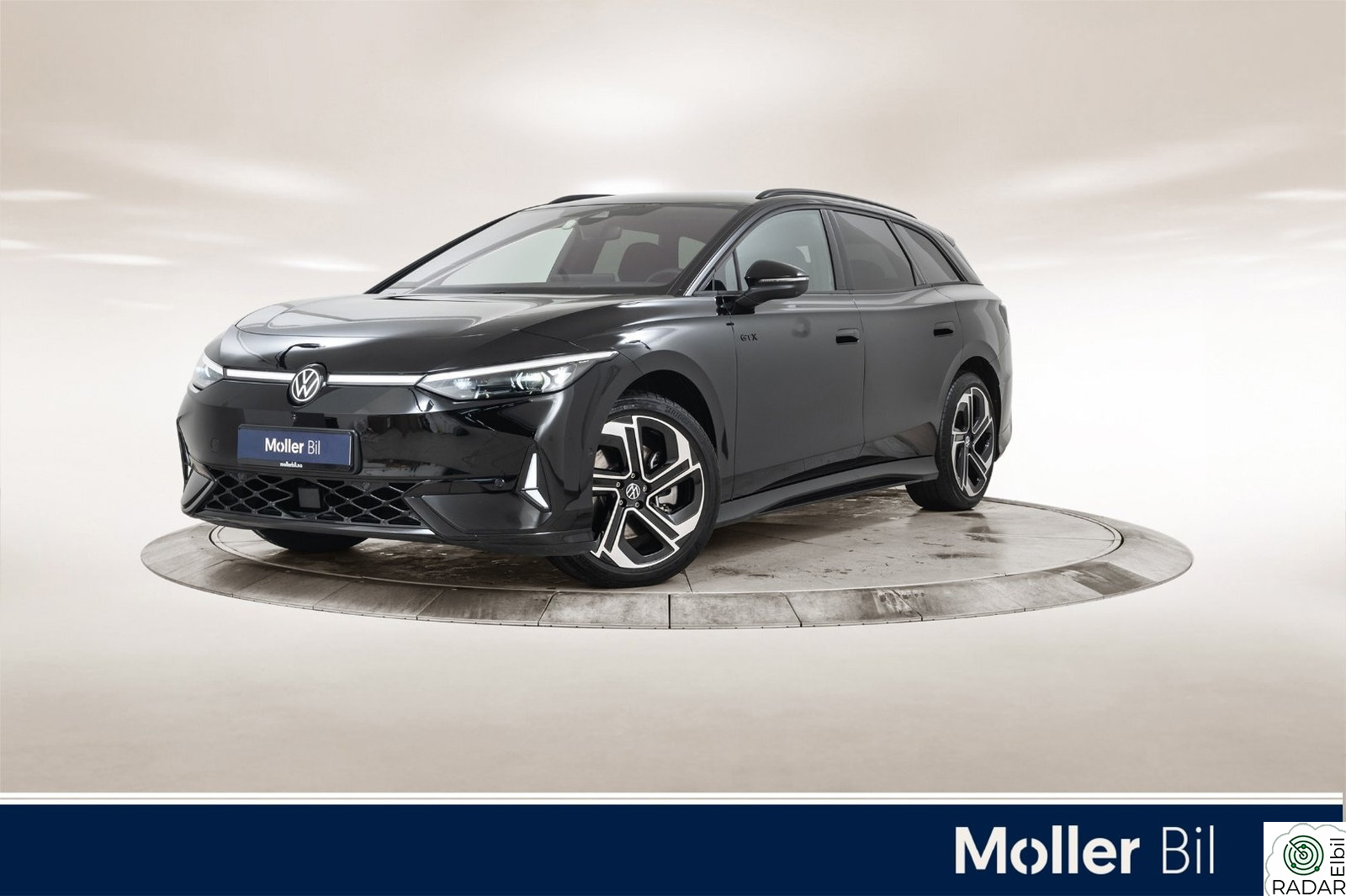 VOLKSWAGEN ID.7 TOURER GTX GTX 4M 86kWh Exclusive - H/K, HUD, 360Kam, Matrix, Krok