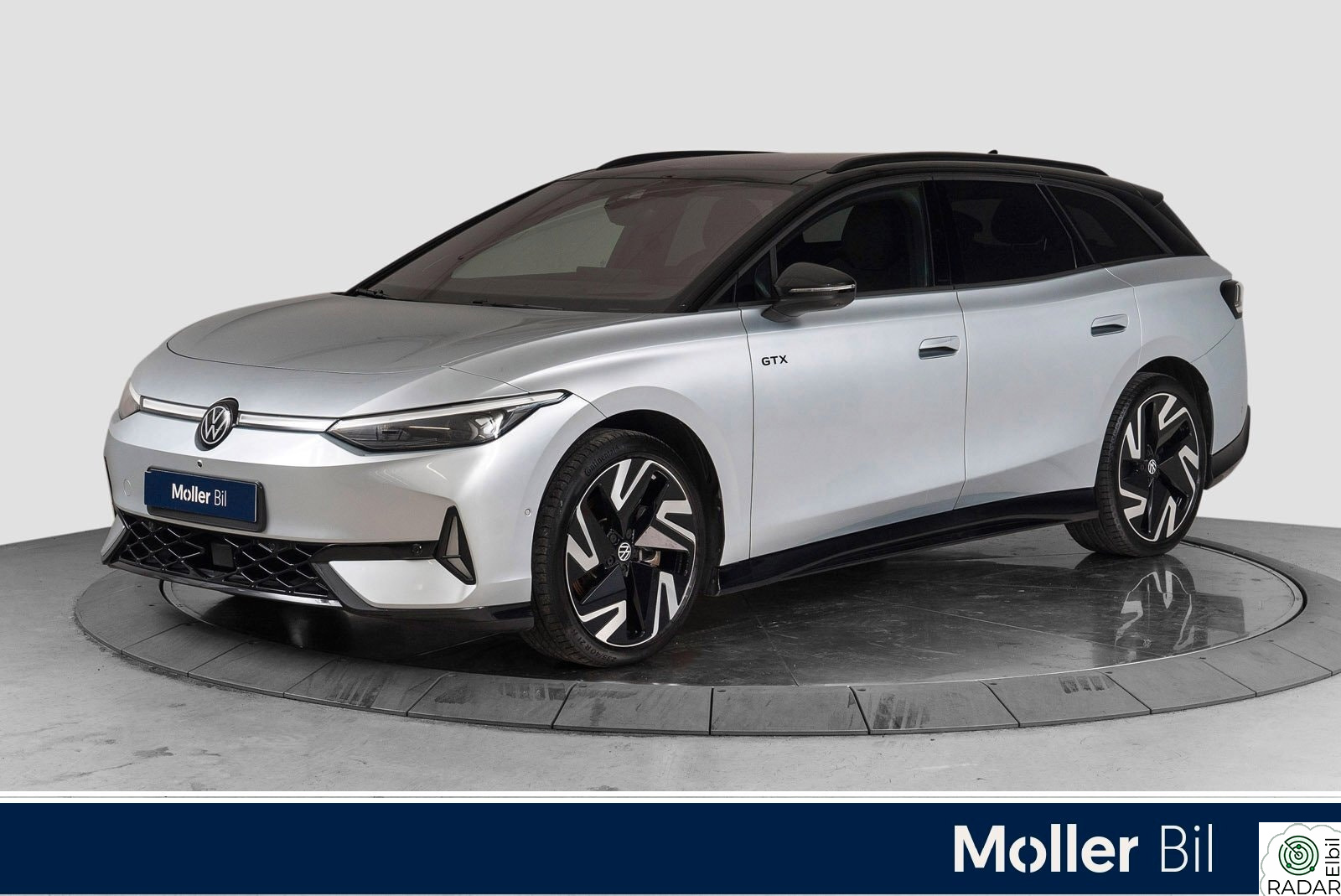 VOLKSWAGEN ID.7 TOURER GTX GTX 4M Stv 86kwh 340hk Exclusive -360kam,H&K,HUD,Matrix