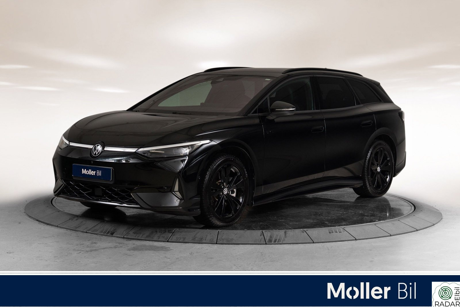 VOLKSWAGEN ID.7 TOURER GTX GTX 4Motion Exclusive - 360Kam, HK, HUD, Matrix, Krok