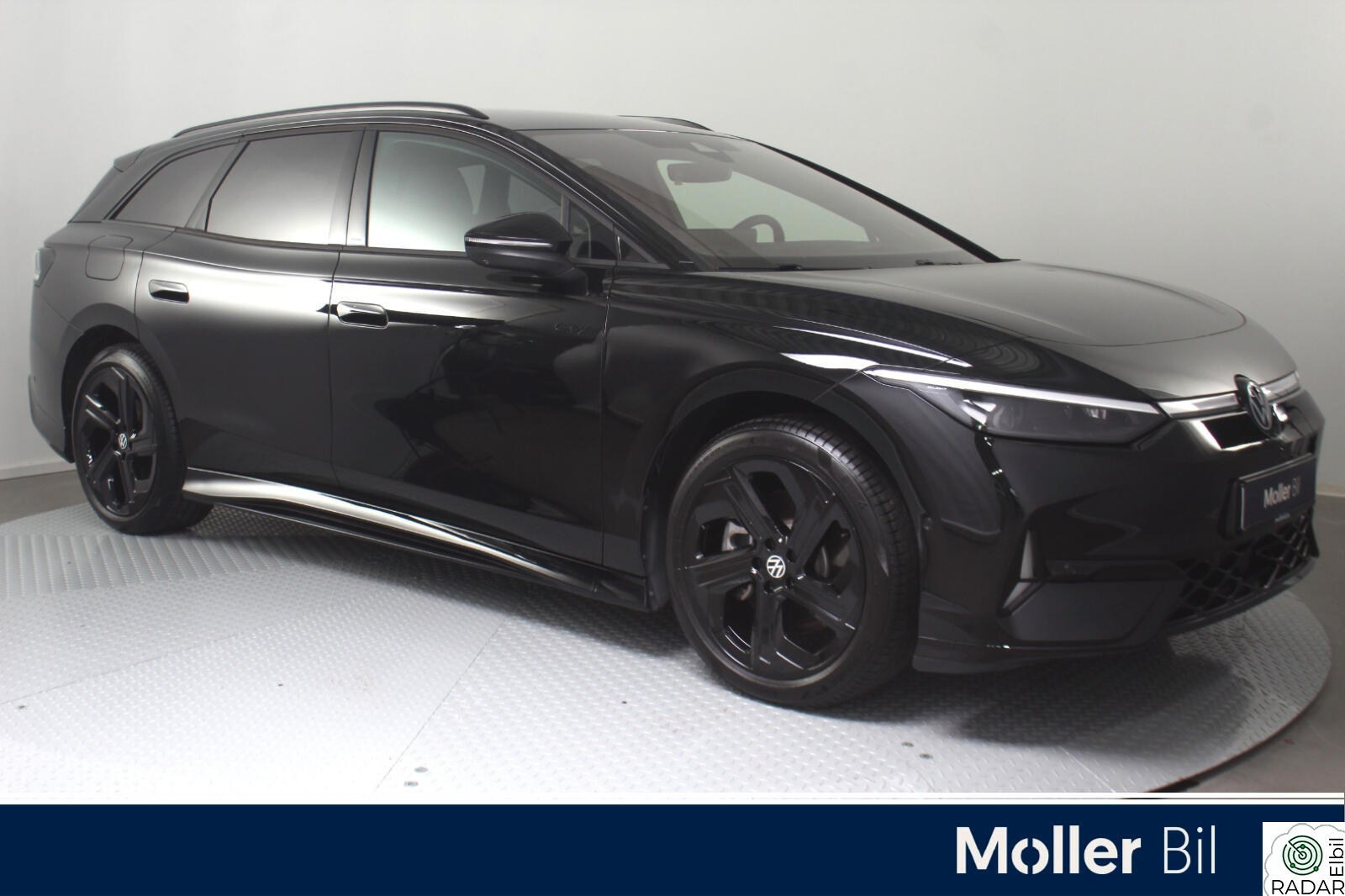 VOLKSWAGEN ID.7 TOURER GTX GTX 4Motion 86kwh Excl. H&K, HUD, 360Kam, Krok, Matrix