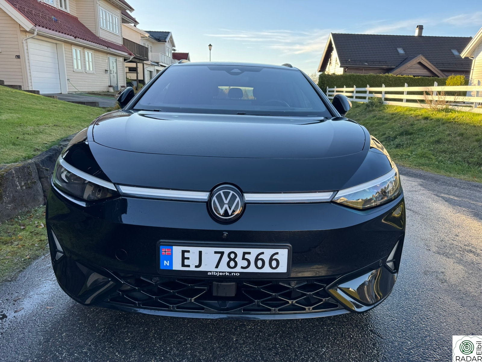 VOLKSWAGEN ID.7 TOURER GTX Stasjonsvogn GTX 4Motion 86kWh Exclusive