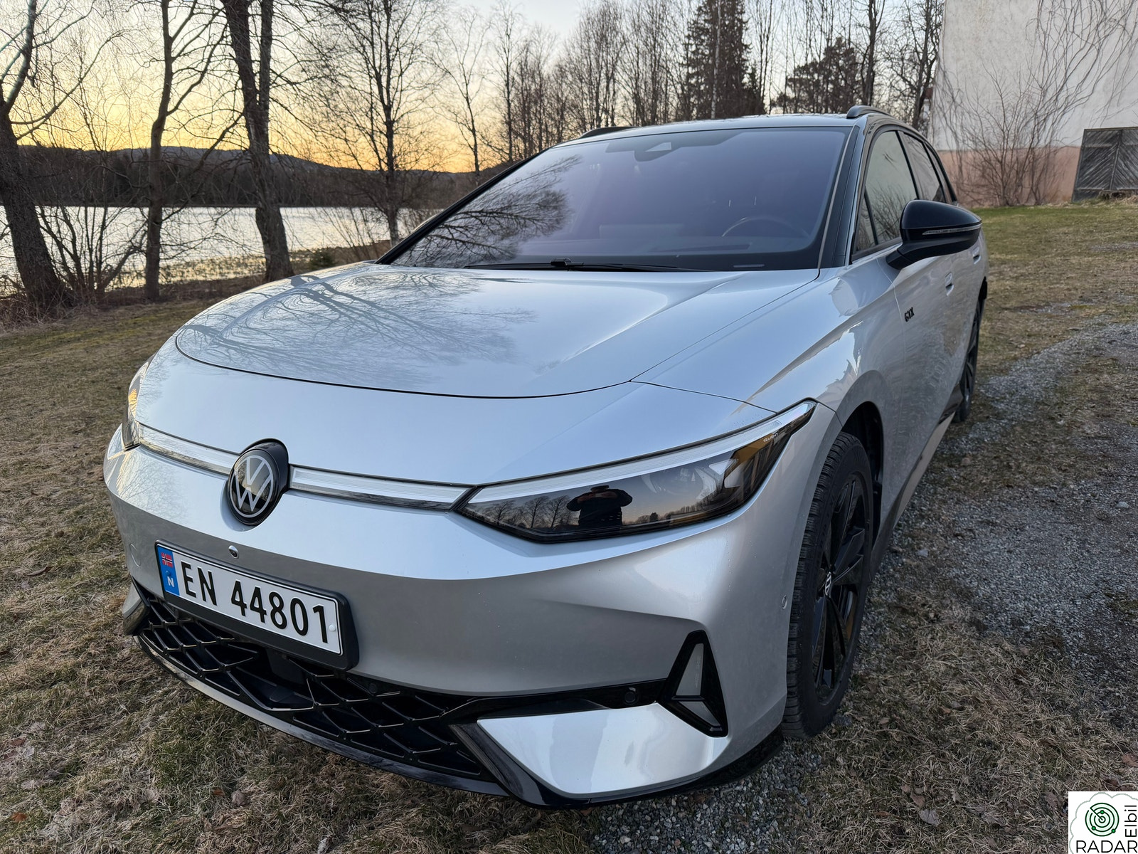 VOLKSWAGEN ID.7 TOURER GTX Stasjonsvogn GTX 4Motion 86kWh Exclusive