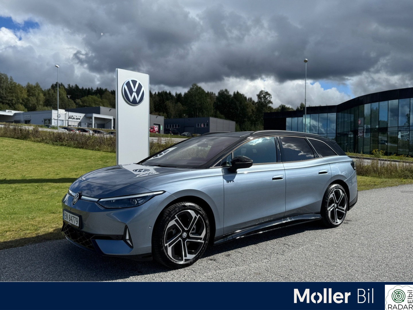 VOLKSWAGEN ID.7 TOURER GTX GTX/ EXCLUSIVE/ 4M/ STV/ 86KWH/ 340HK/ GLASSTAK/ DEMO