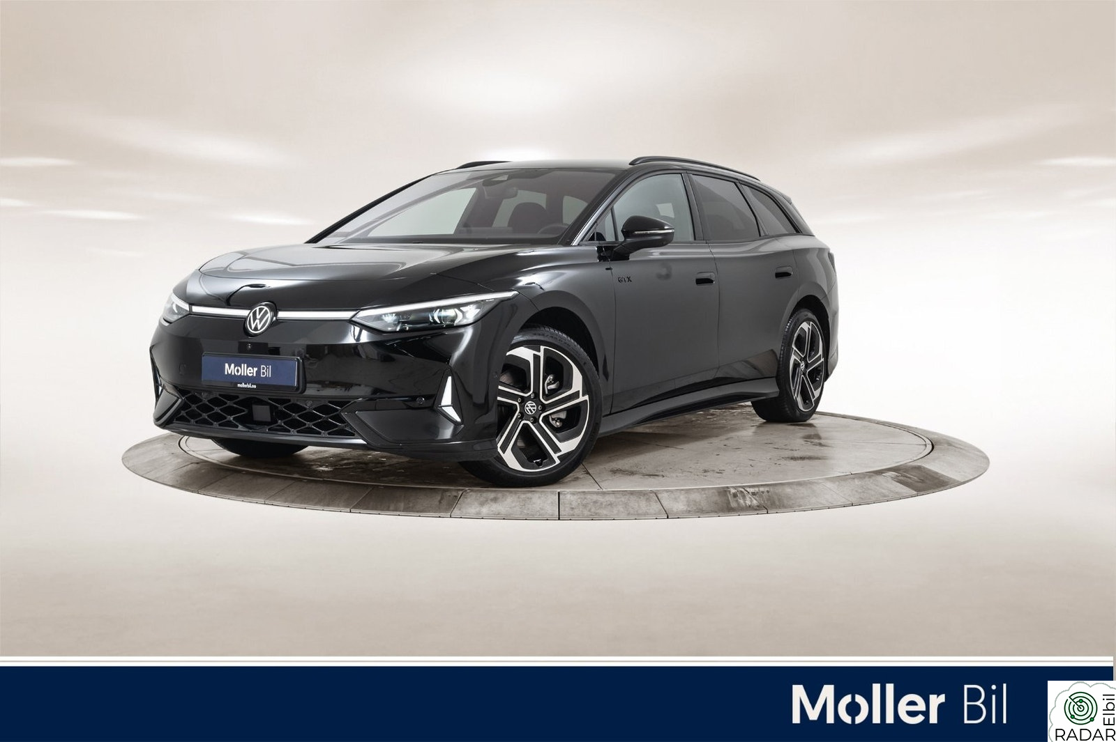 VOLKSWAGEN ID.7 TOURER GTX GTX 4M 86kWh Exclusive - H/K, HUD, 360Kam, Matrix, Krok