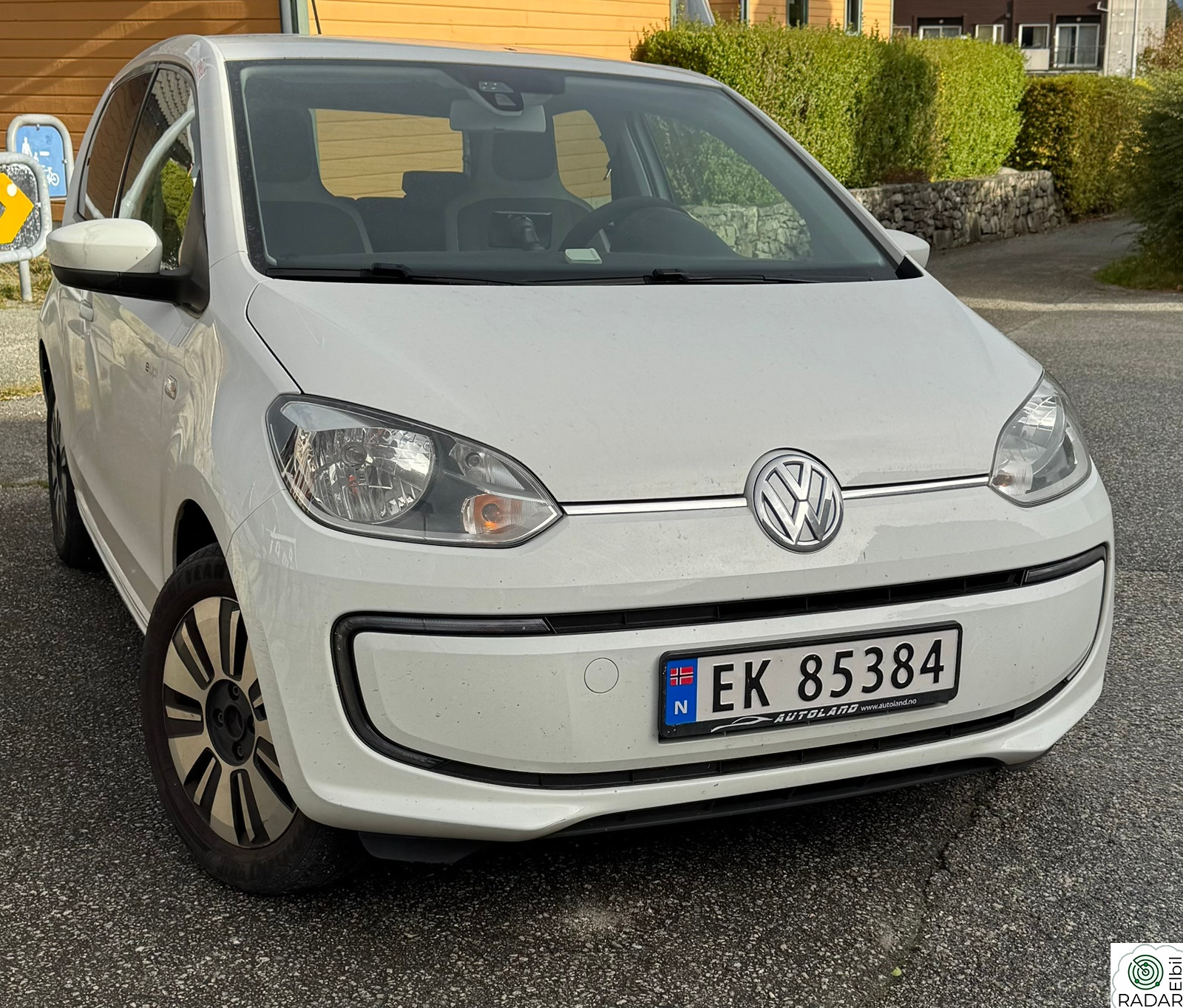 VOLKSWAGEN UP! E-up