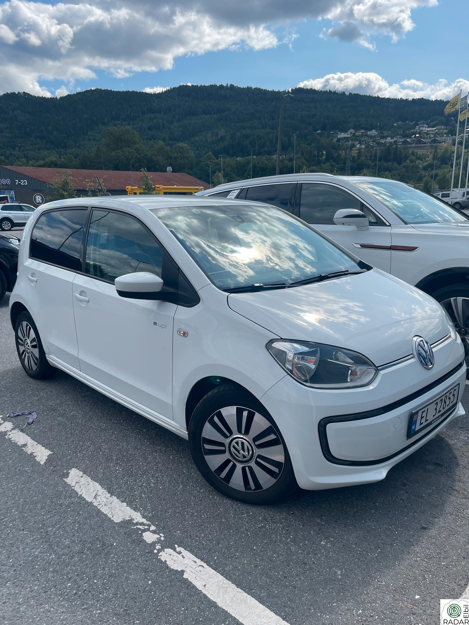 VOLKSWAGEN UP!