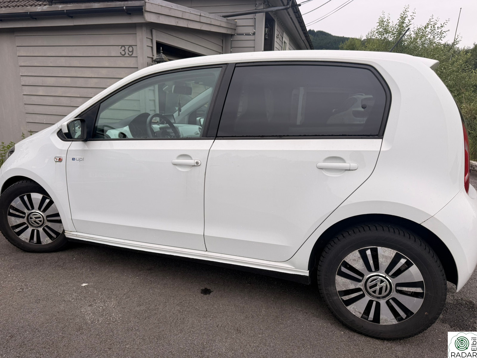 VOLKSWAGEN UP!