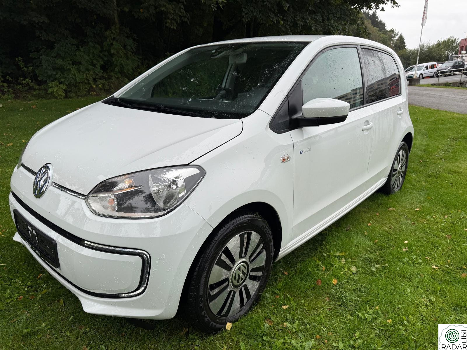 VOLKSWAGEN UP! e 82Hk Sporty Cruise Klima Isofix Navi Aux Dab P-Sensor