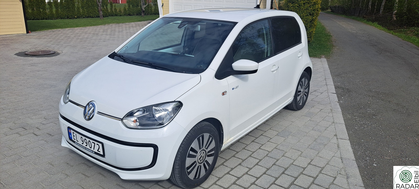 VOLKSWAGEN UP!
