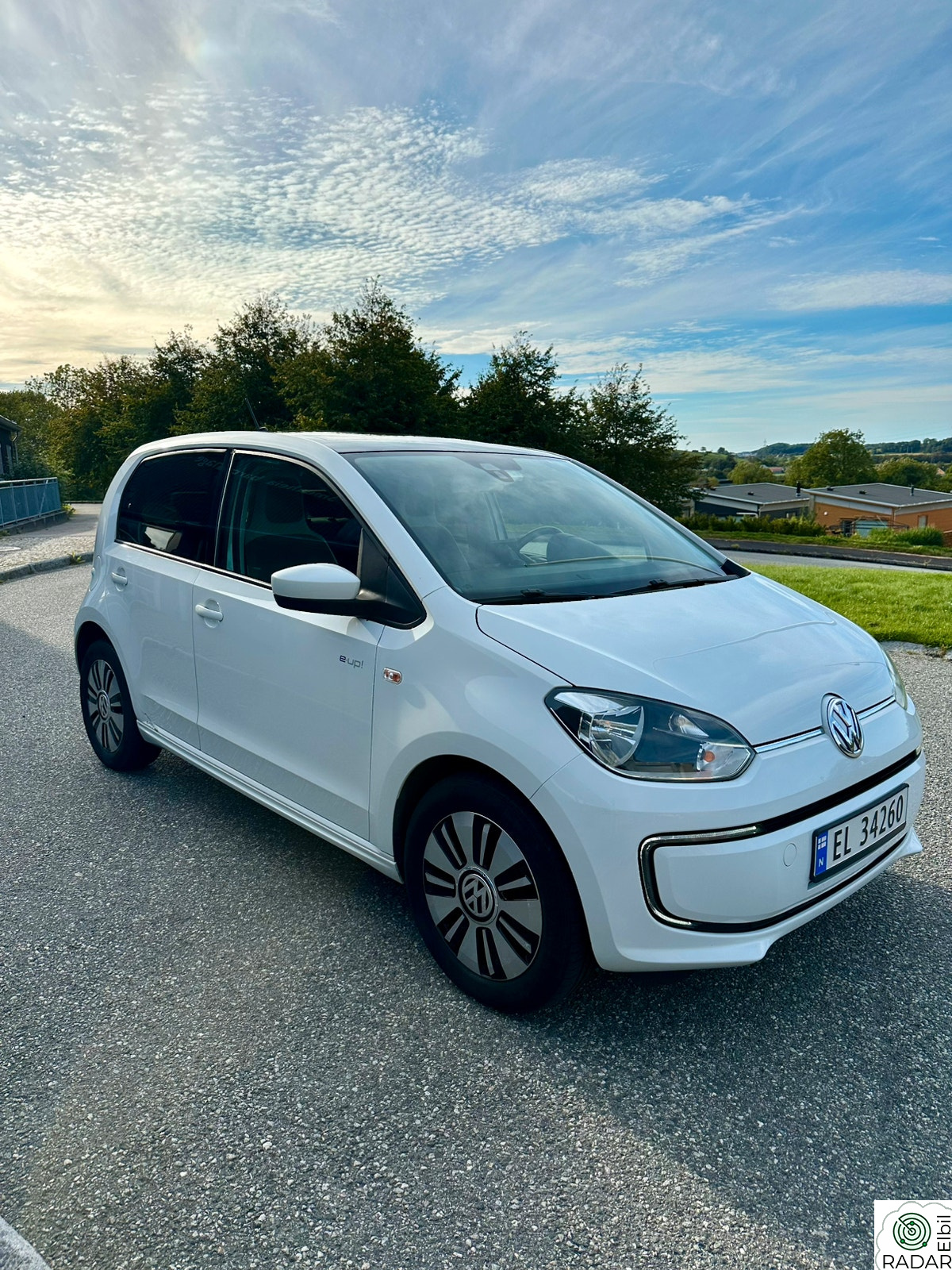VOLKSWAGEN UP!