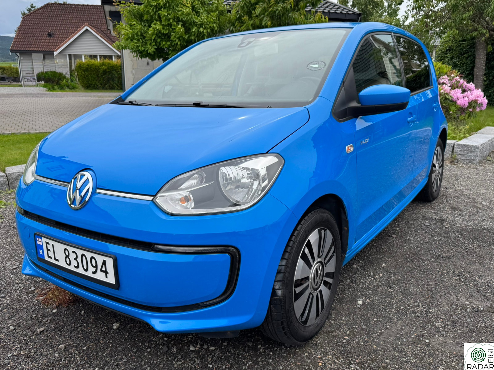 VOLKSWAGEN UP!