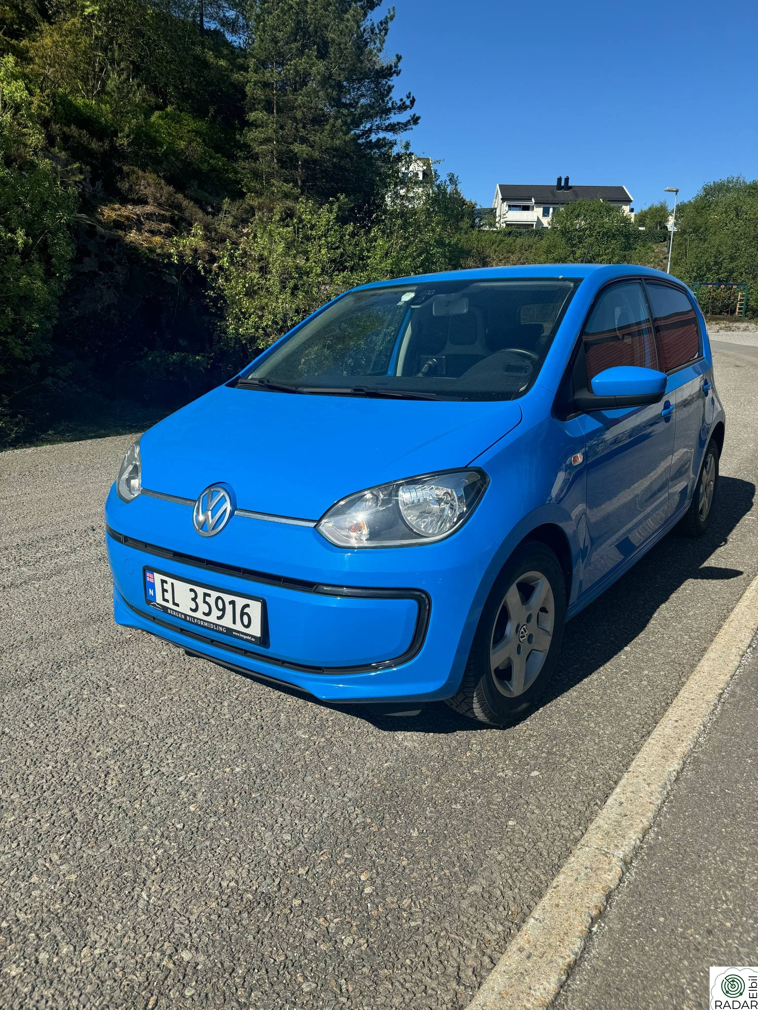 VOLKSWAGEN UP!