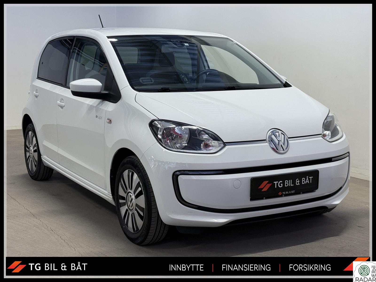 VOLKSWAGEN UP! High-UP! 82HK Automat - NAVI/CRUISE/BLUETOOTH/NY EU +++