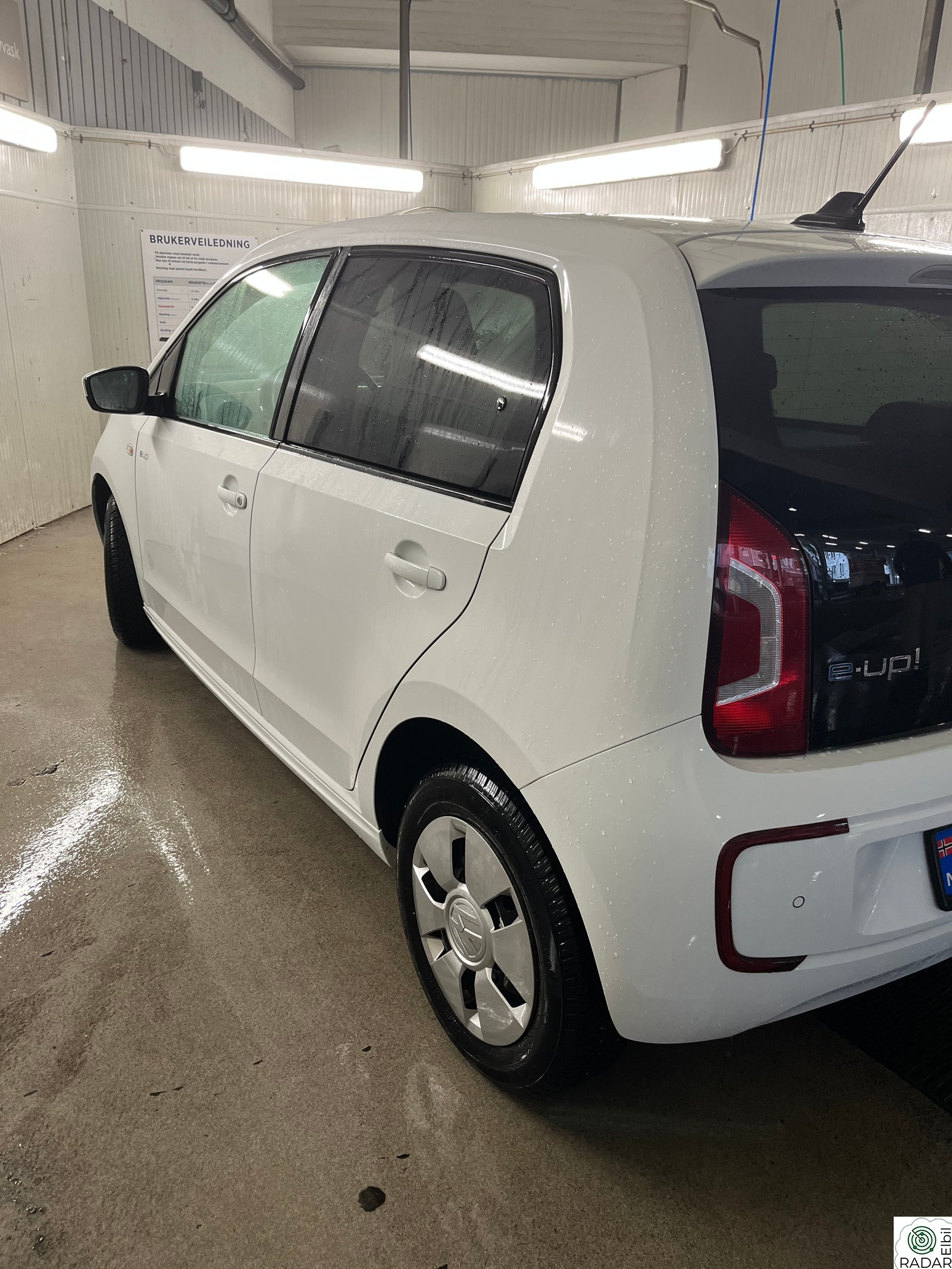 VOLKSWAGEN UP!