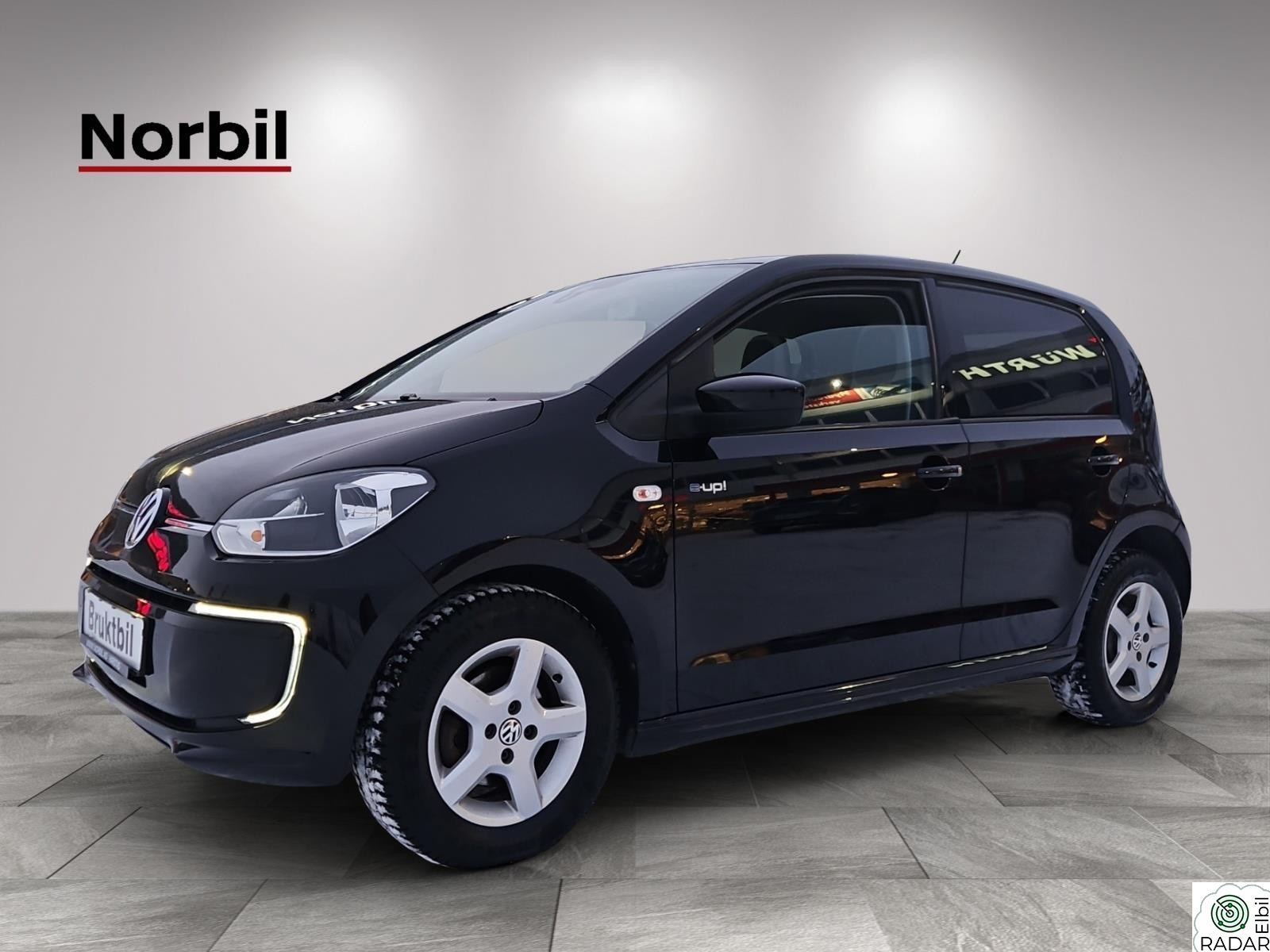 VOLKSWAGEN UP! Liten og lettkjørt elektrisk bil som dekker de aller fl