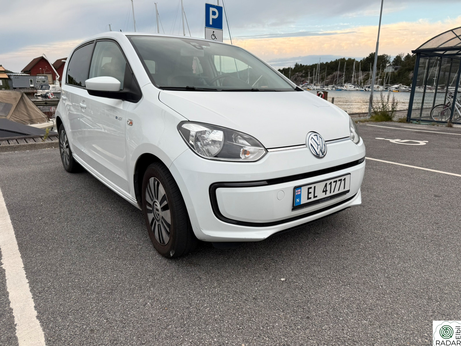 VOLKSWAGEN UP!