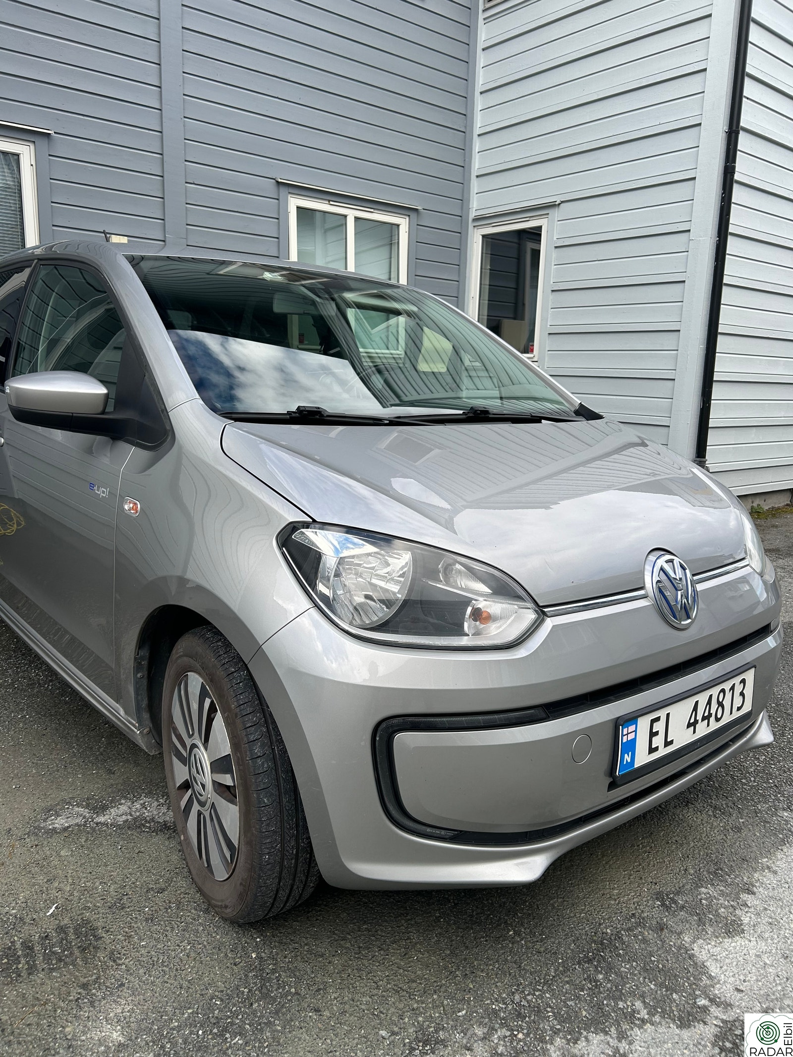 VOLKSWAGEN UP! UP!