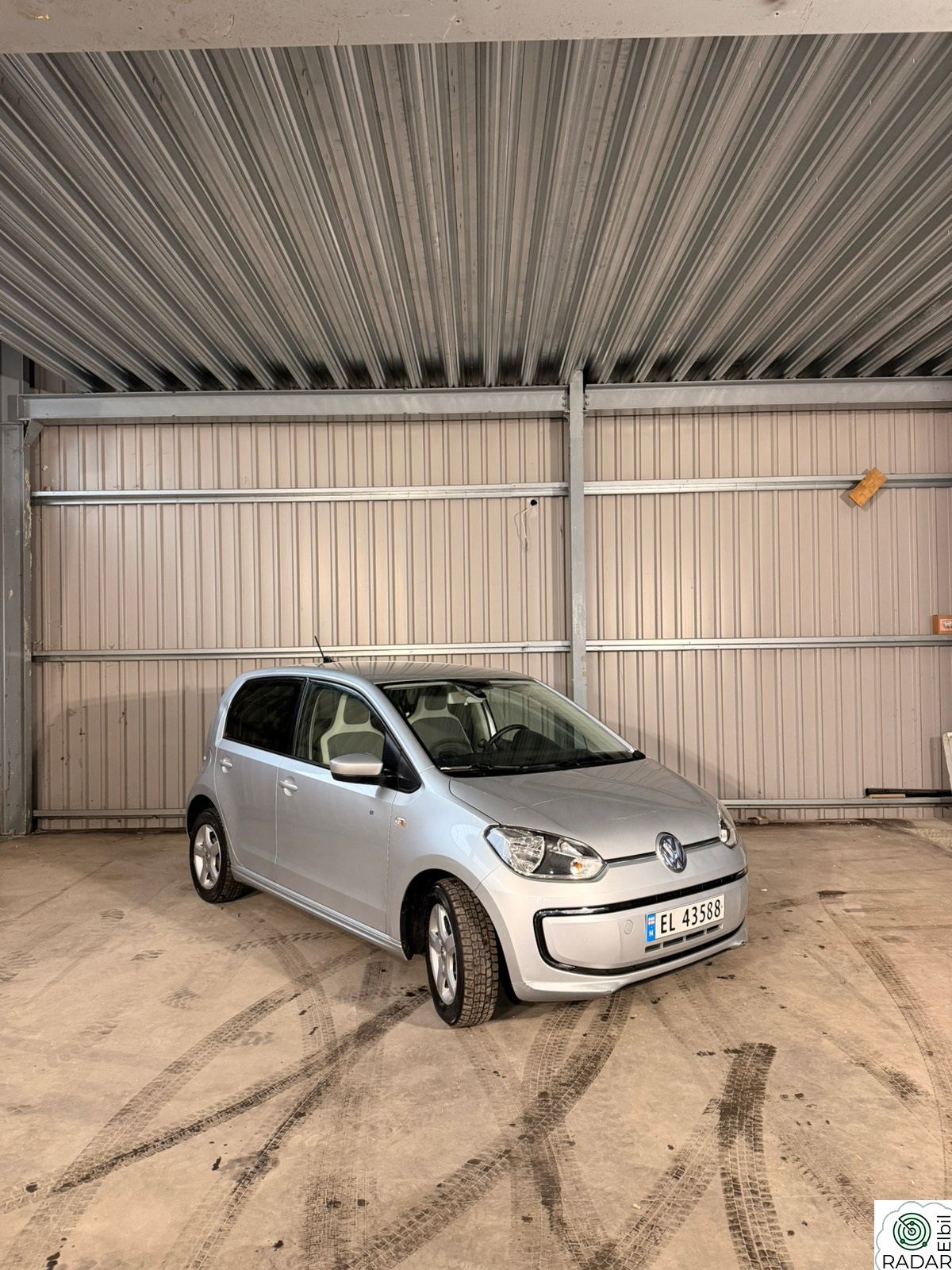VOLKSWAGEN UP!