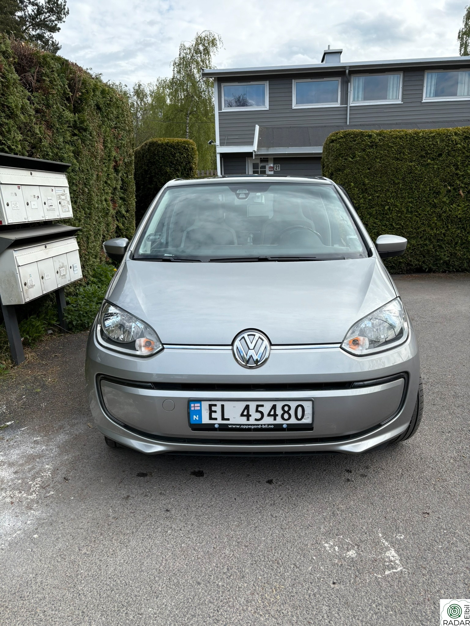 VOLKSWAGEN UP!