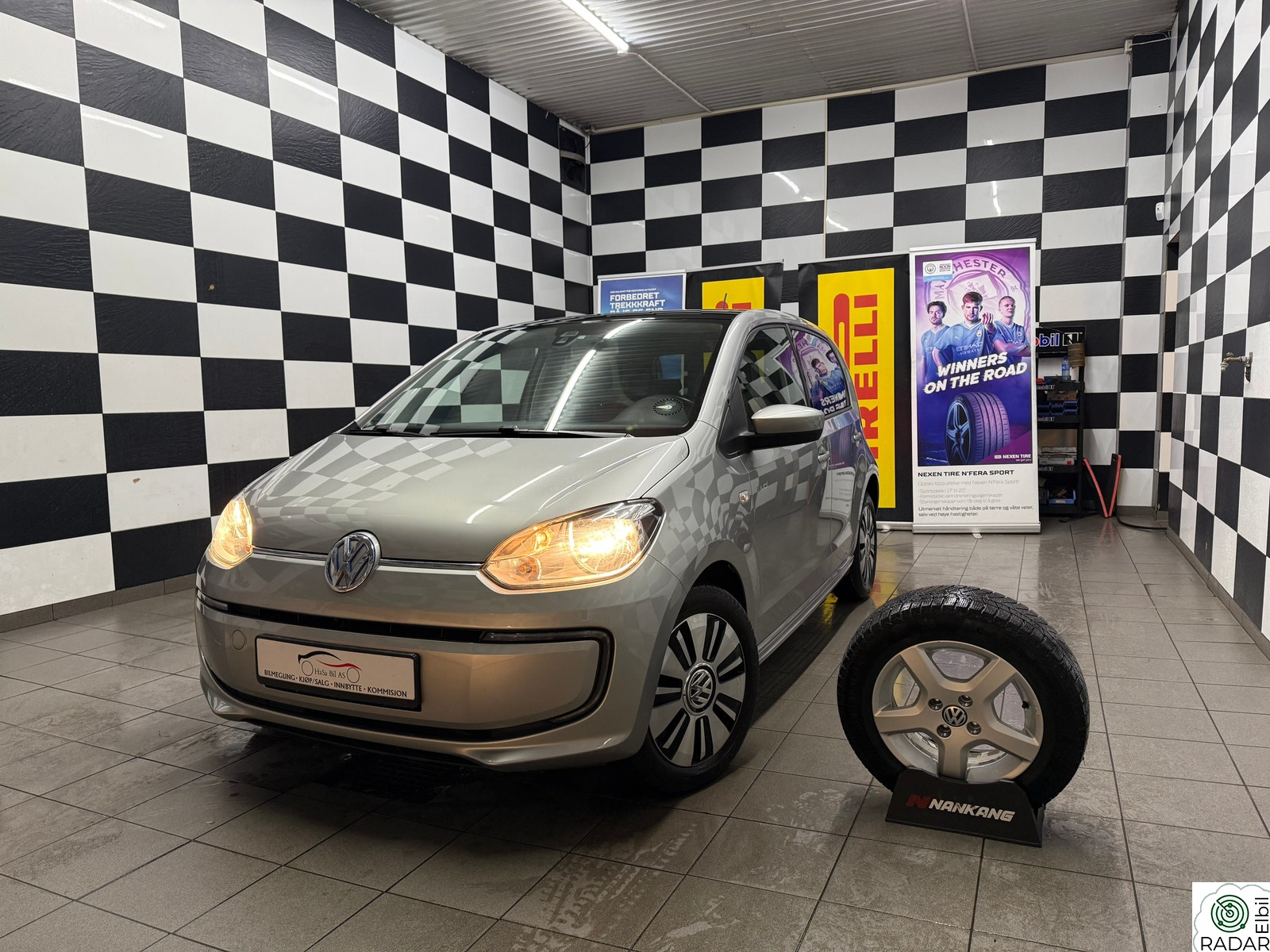 VOLKSWAGEN UP! E-UP*NORSK*LAV KM*TOPP UTSTYRT*PANORAMA*NY EU+SERVICE*