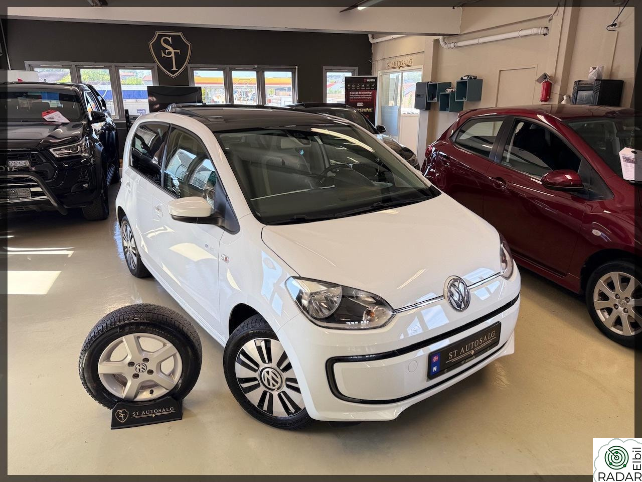 VOLKSWAGEN UP! Elektrisk 81HK Automat/Ny-service/05.27/Soltak/DAB/Navi