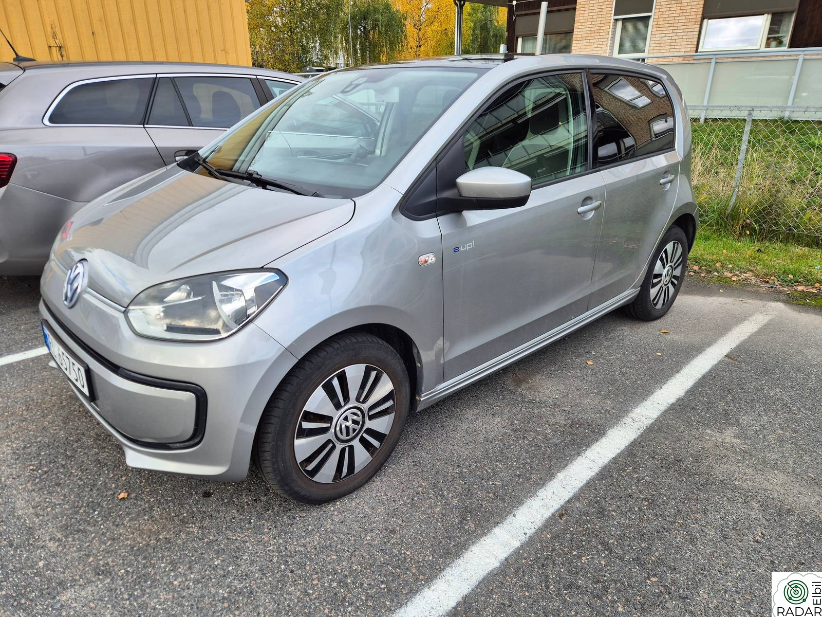 VOLKSWAGEN UP! VOLKSWAGEN e-UP!
