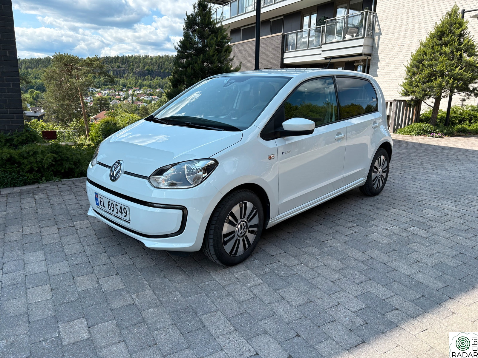 VOLKSWAGEN UP!
