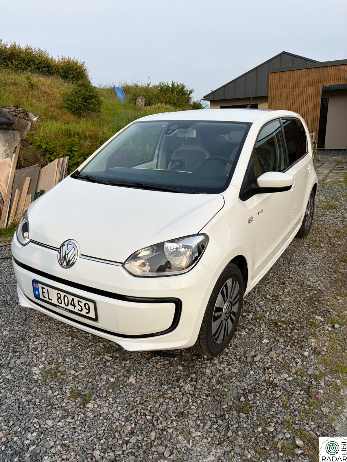 VOLKSWAGEN UP!