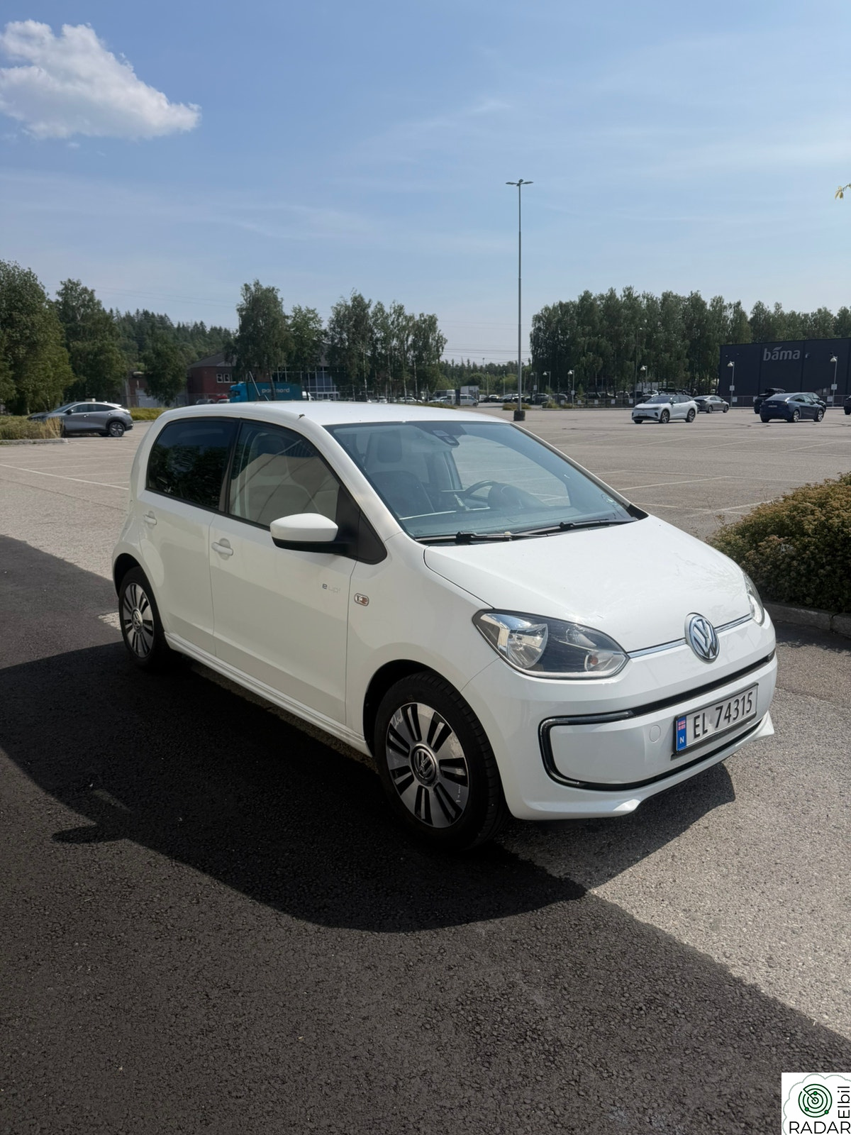 VOLKSWAGEN UP!