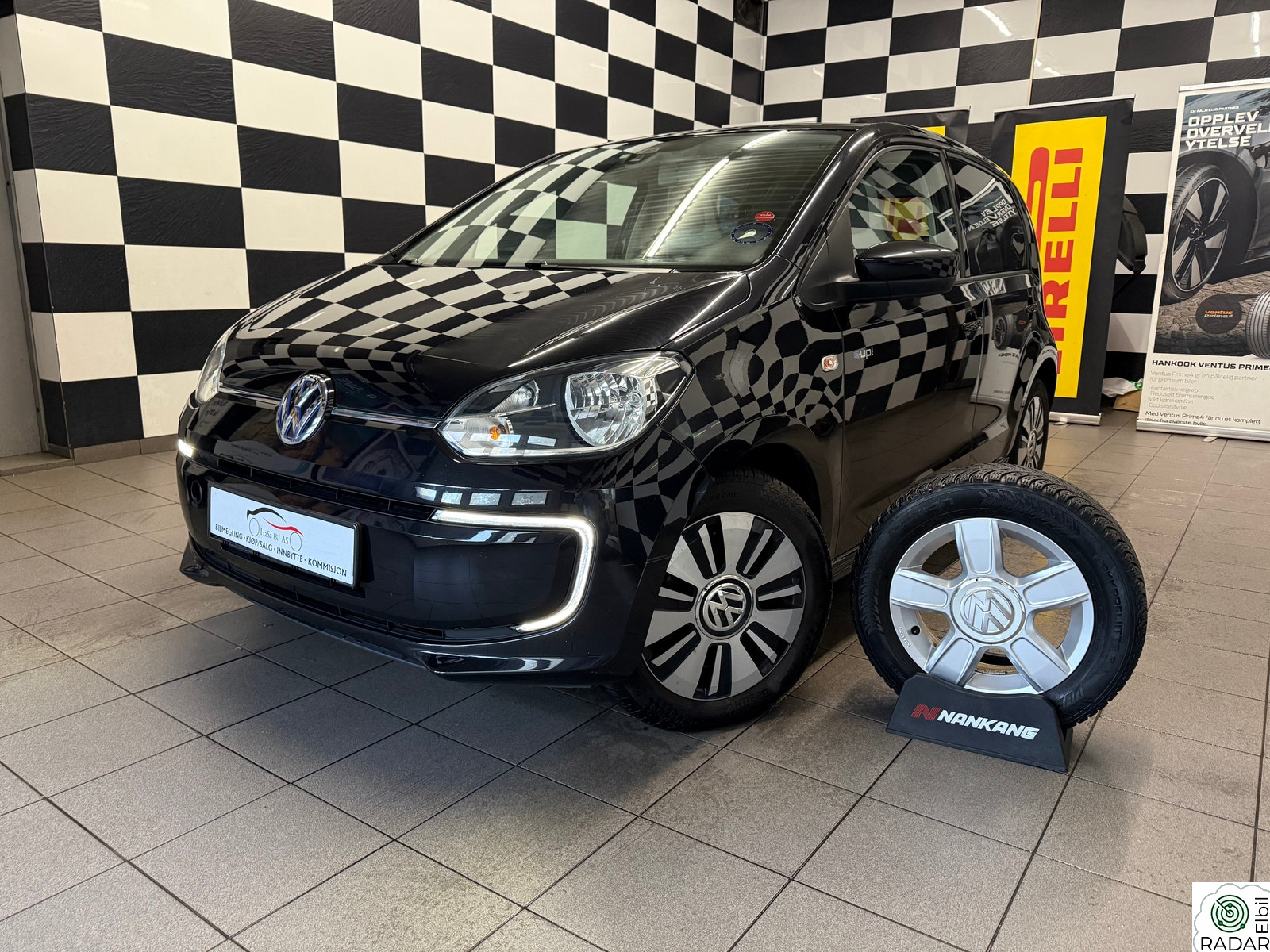 VOLKSWAGEN UP! E-UP*NORSK*LAV KM*PANORAMA*NAF BT*NY EU+SERVICE*