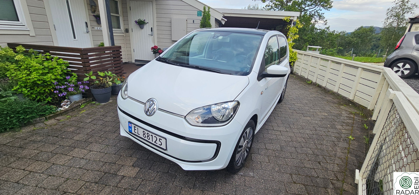 VOLKSWAGEN UP!