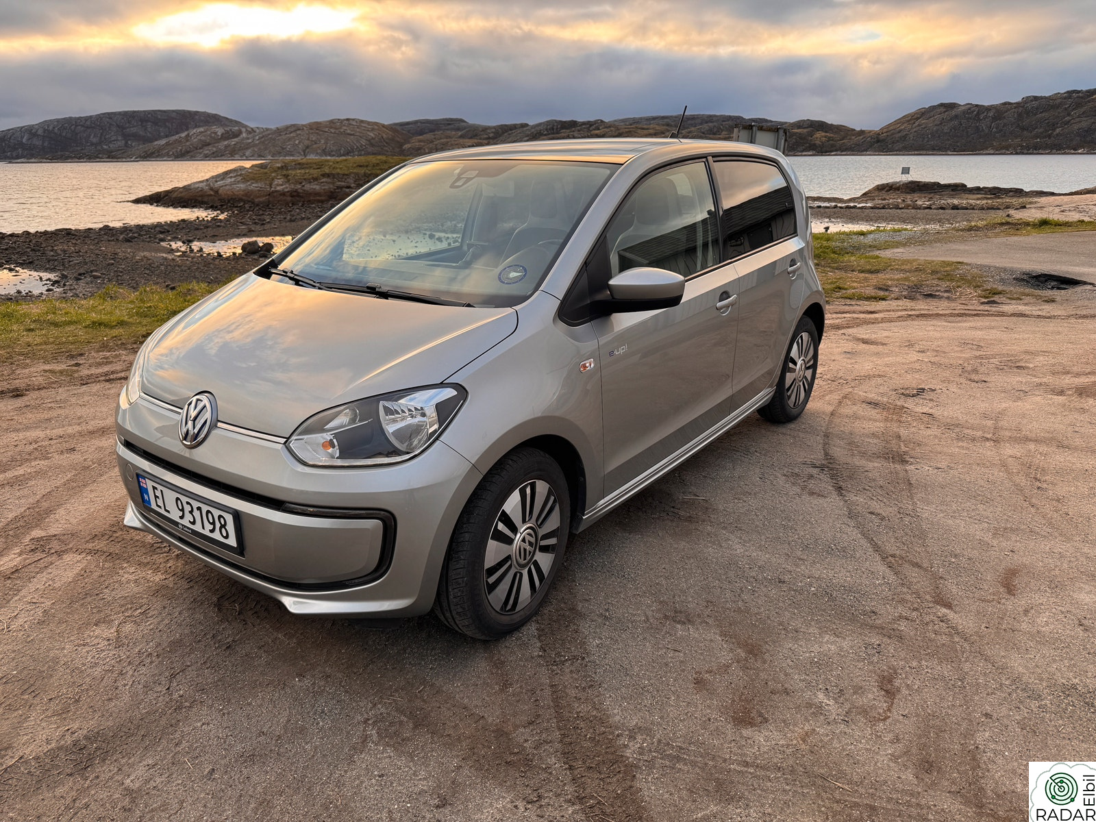 VOLKSWAGEN UP!