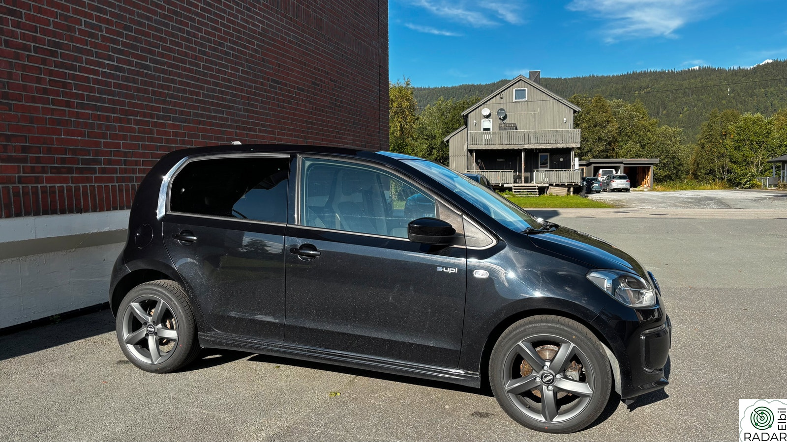 VOLKSWAGEN UP!