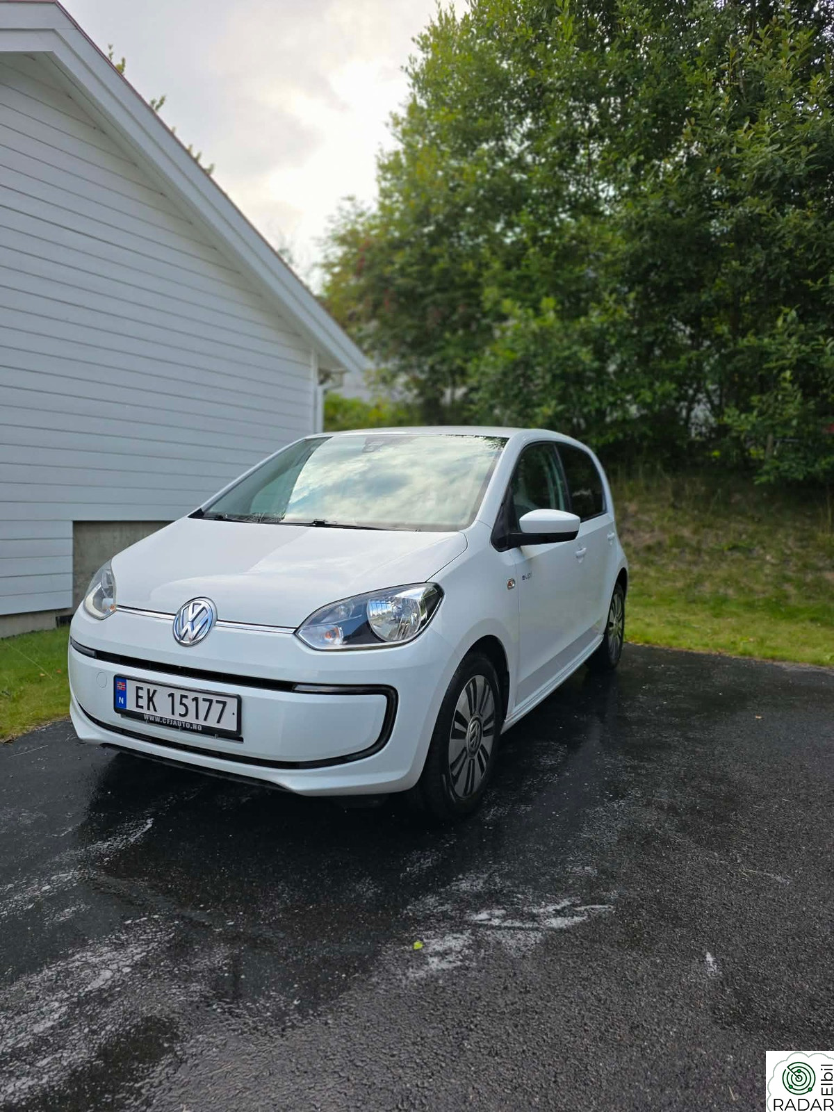 VOLKSWAGEN UP!